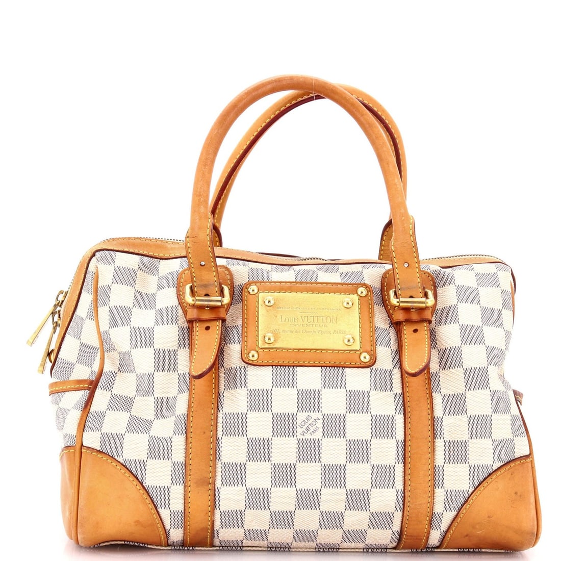 Handbag Damier Berkeley Vuitton Louis: Handbag Damier Berkeley Vuitton Louis White Damier Berkeley shoulder bag with leather exterior, featuring heavy cracking, edge wear, and discoloration. The bag measures 8.5" tall, 12" wide, and 7.5"