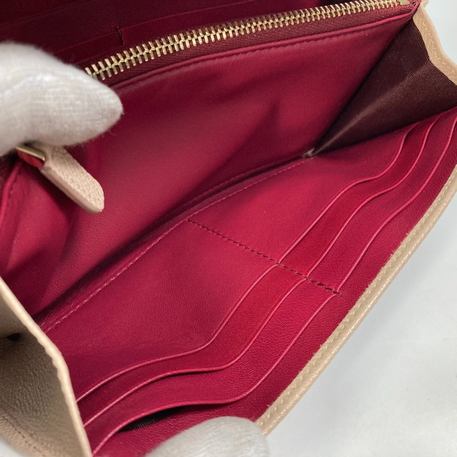 Bi Fold Leather Wallet - 12
