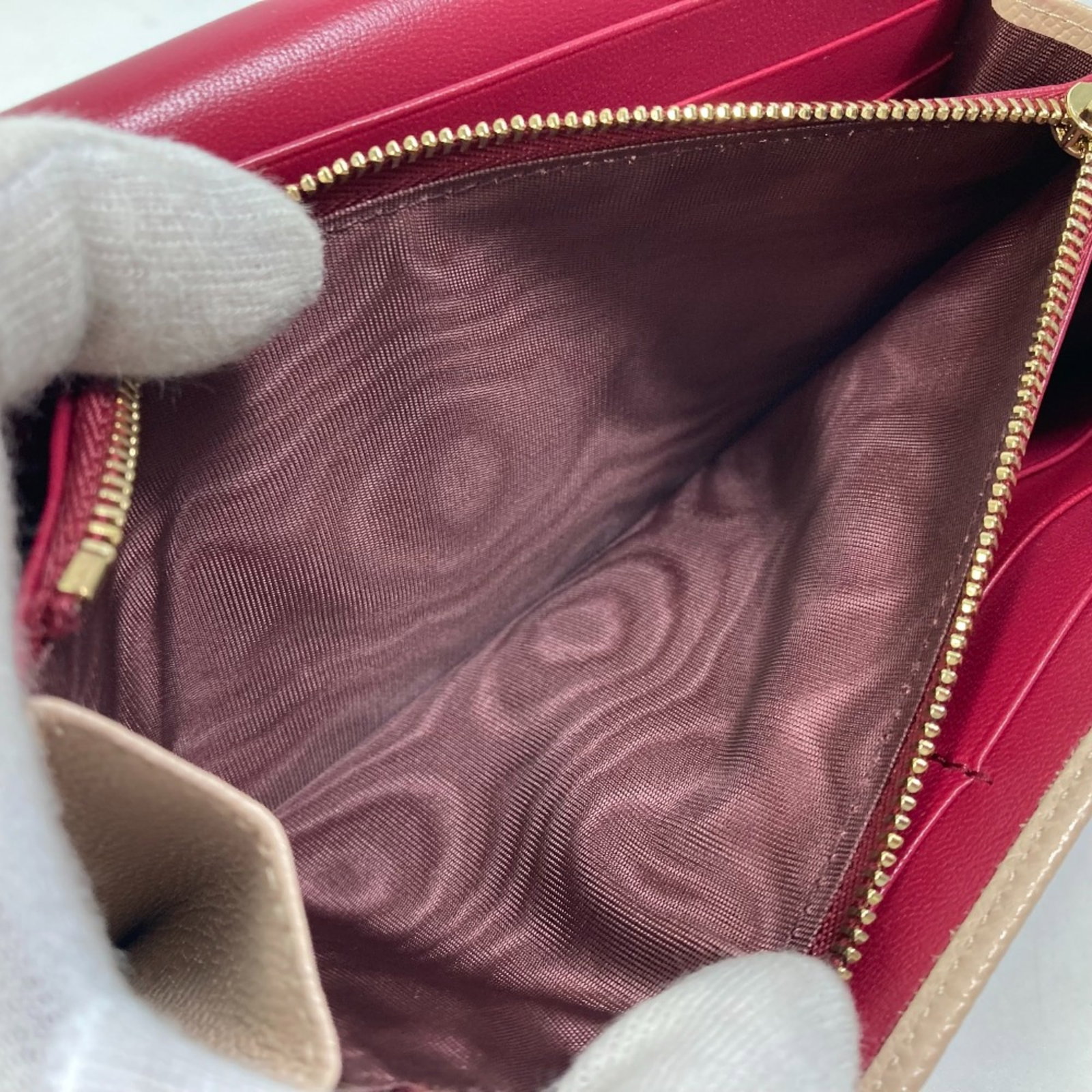 Bi Fold Leather Wallet - 13