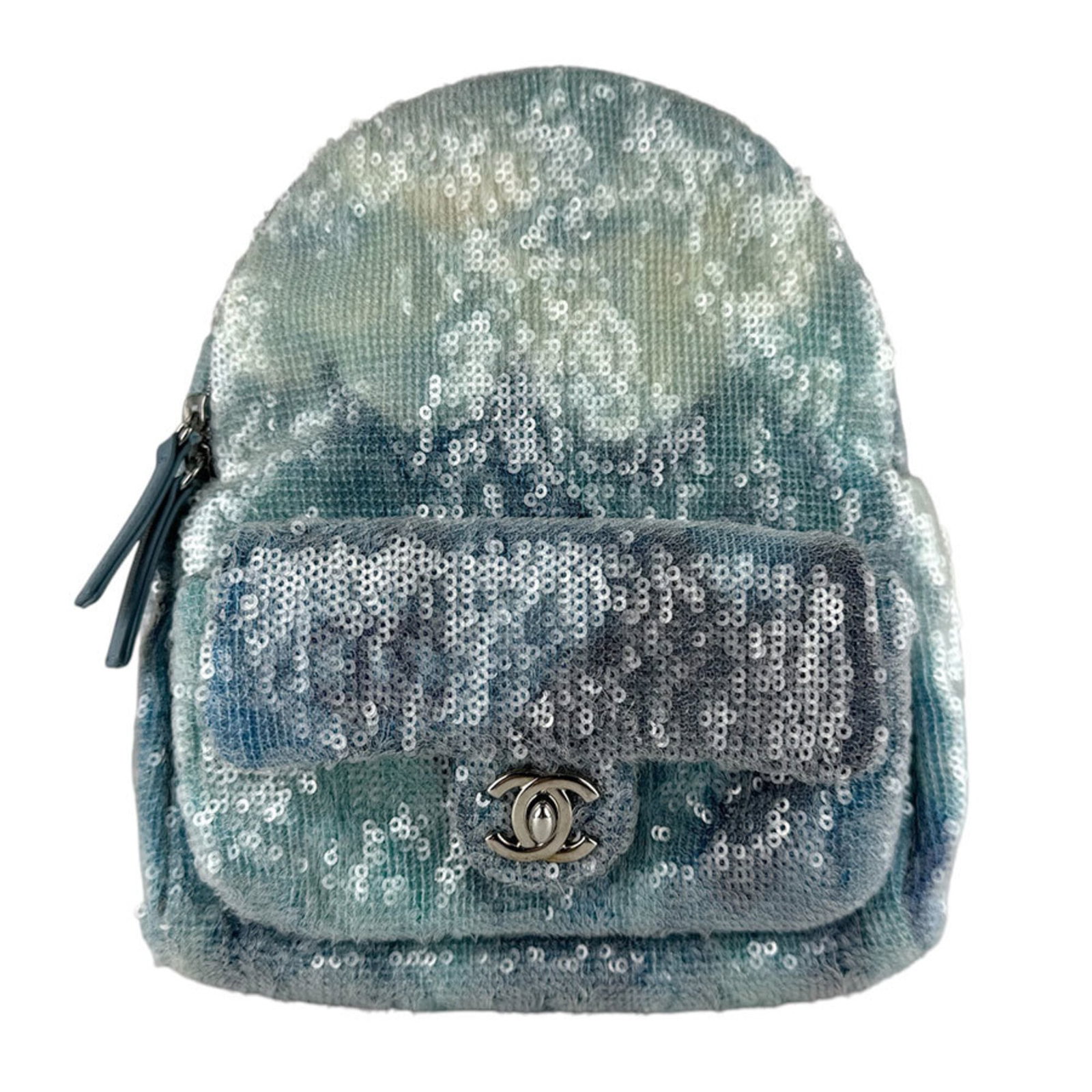 Spangles Backpack Chanel: Spangles Backpack Chanel Spangles backpack in blue, a stylish and eye-catching accessory from Chanel's Italy-based collection. Measuring 20cm x 18cm x 8cm, this compact backpack features a unique