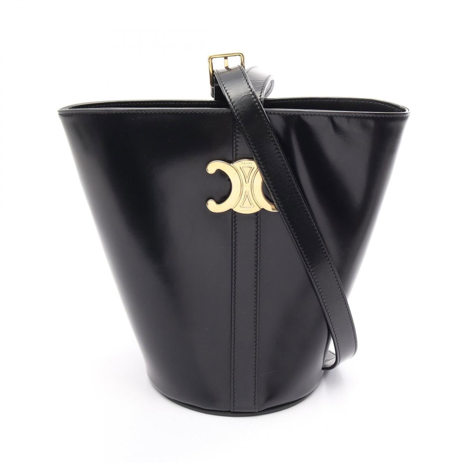 Handbag Leather Shoulder Bag Celine: Handbag Leather Shoulder Bag Celine Black leather shoulder bag from Celine, measuring 22.5cm x 14cm x 14cm. This sleek and stylish bag features high-quality leather construction, perfect for everyday