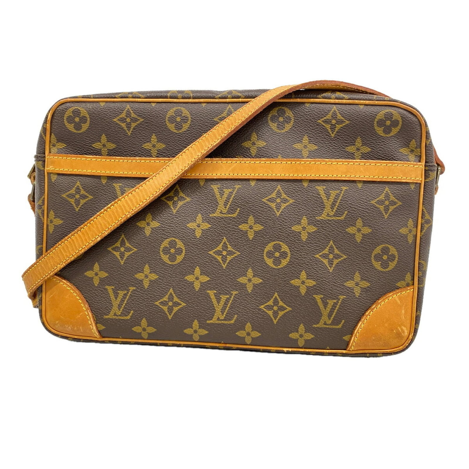 Shoulder Bag by Louis Vuitton: Shoulder Bag by Louis Vuitton Brown Louis Vuitton shoulder bag with classic design, measuring 19.5cm x 29cm x 8cm. This stylish bag features a timeless aesthetic and durable construction. Item