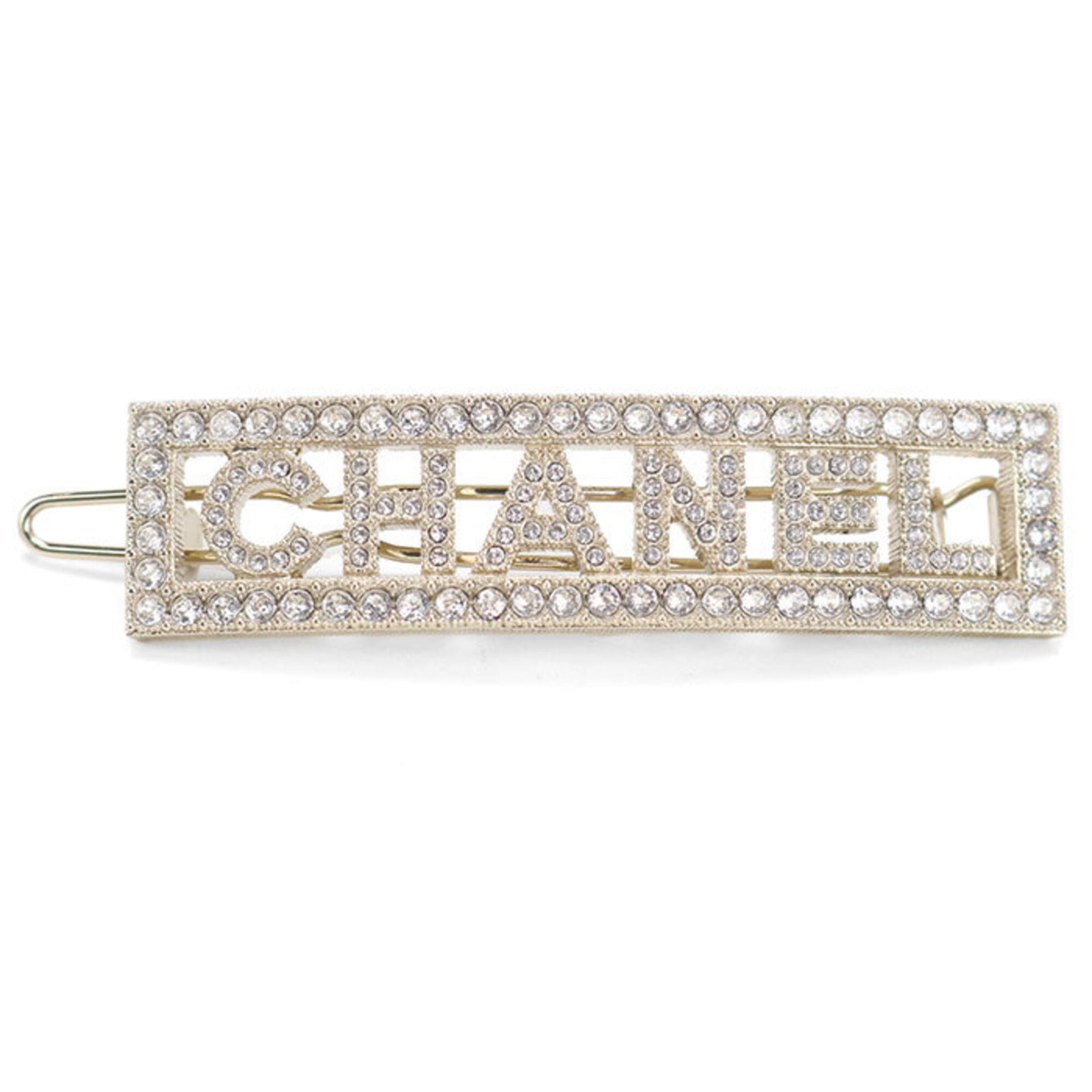 Barrette Chanel Metal: Barrette Chanel Metal Gold metal barrette from Chanel, Italy, measuring 6.8cm x 2.67''. Item Specifics: Brand: Chanel Country of Origin: Italy Type: Barrette Gender: Women Color: Gold Material: Metal 