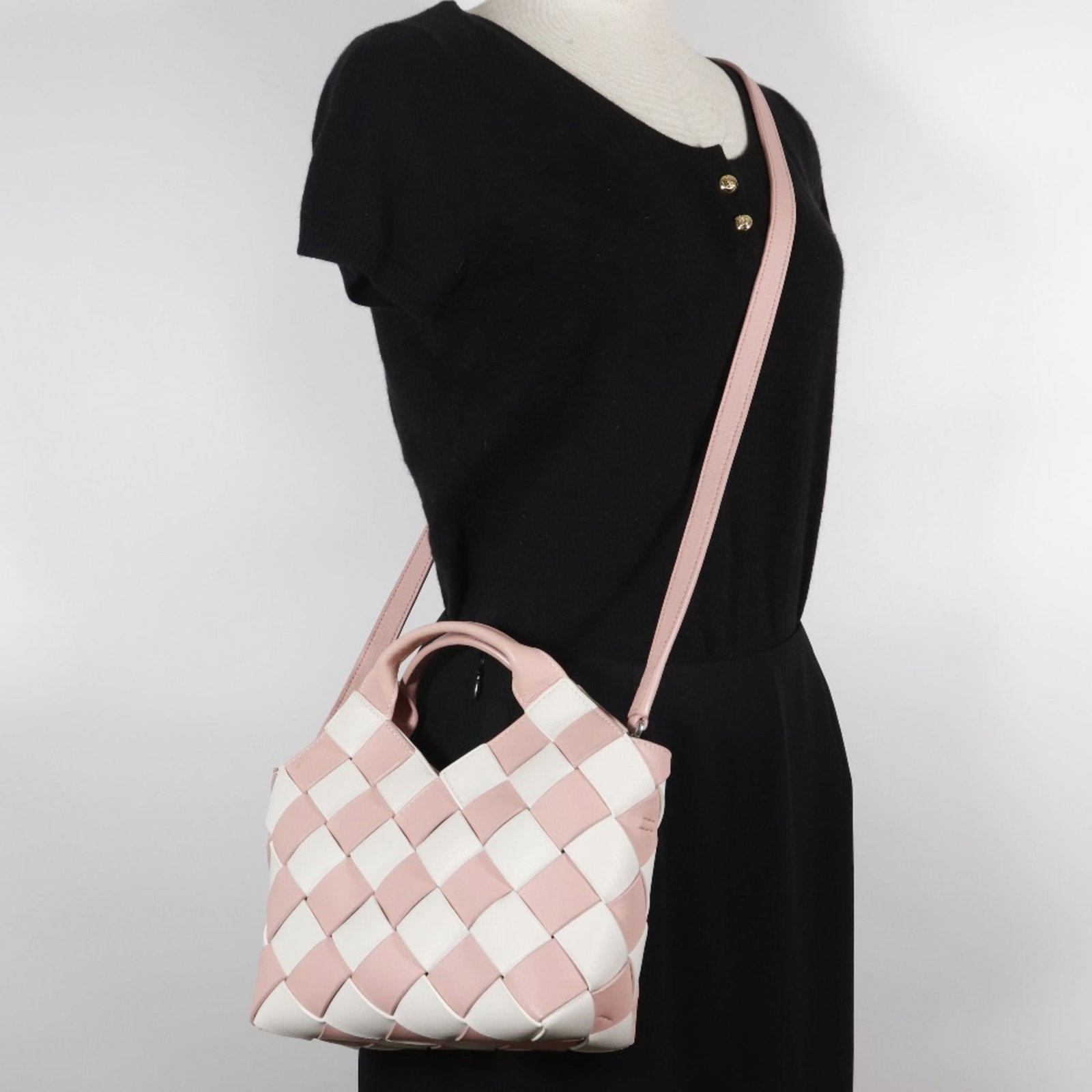 Leather Handbag Basket - 19