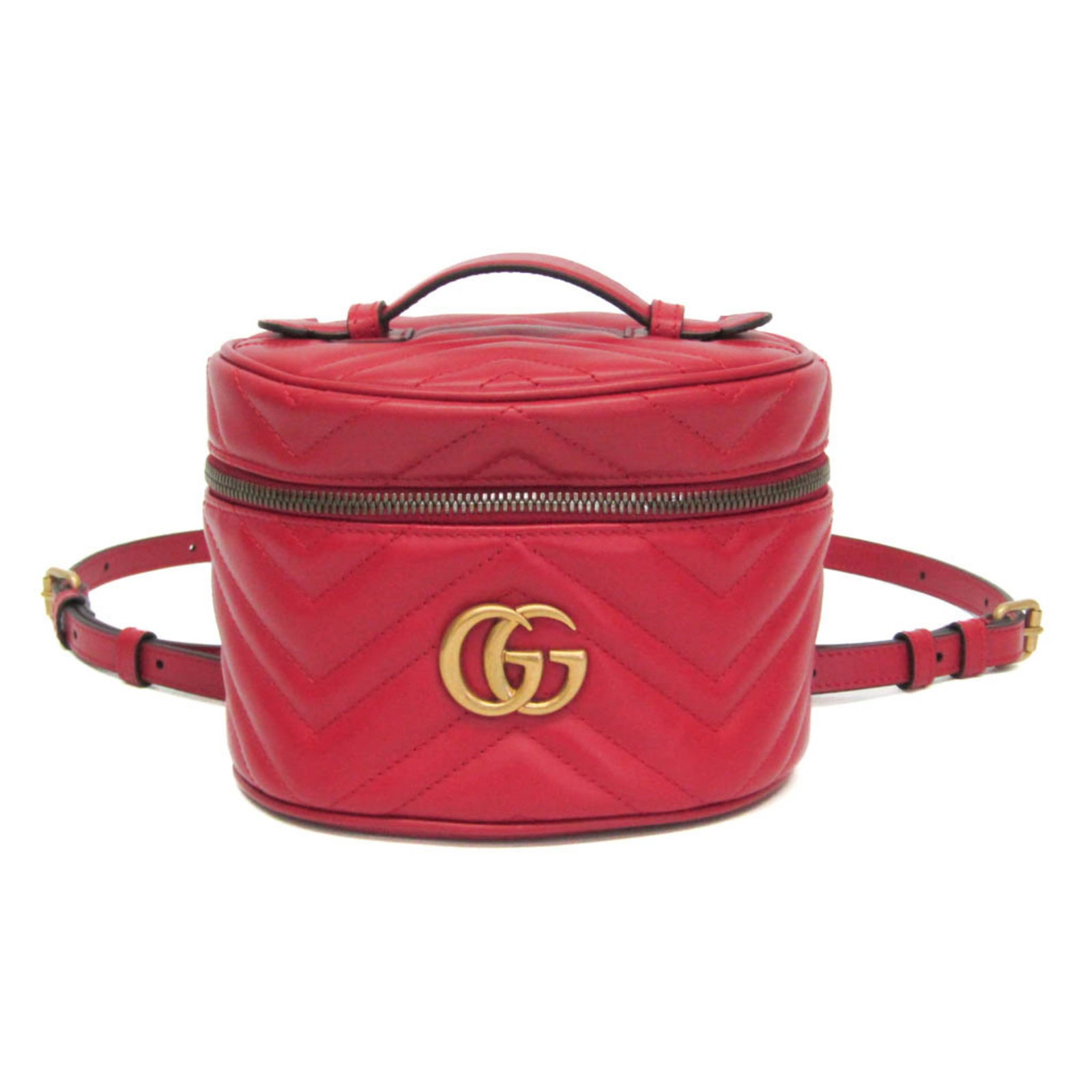Backpack Leather: Backpack Leather Red leather backpack with a classic GG Marmont design, featuring a quilted pattern and a sturdy zipper closure. Measuring 11.5cm x 17.5cm x 12cm, this stylish bag is made from high-qu