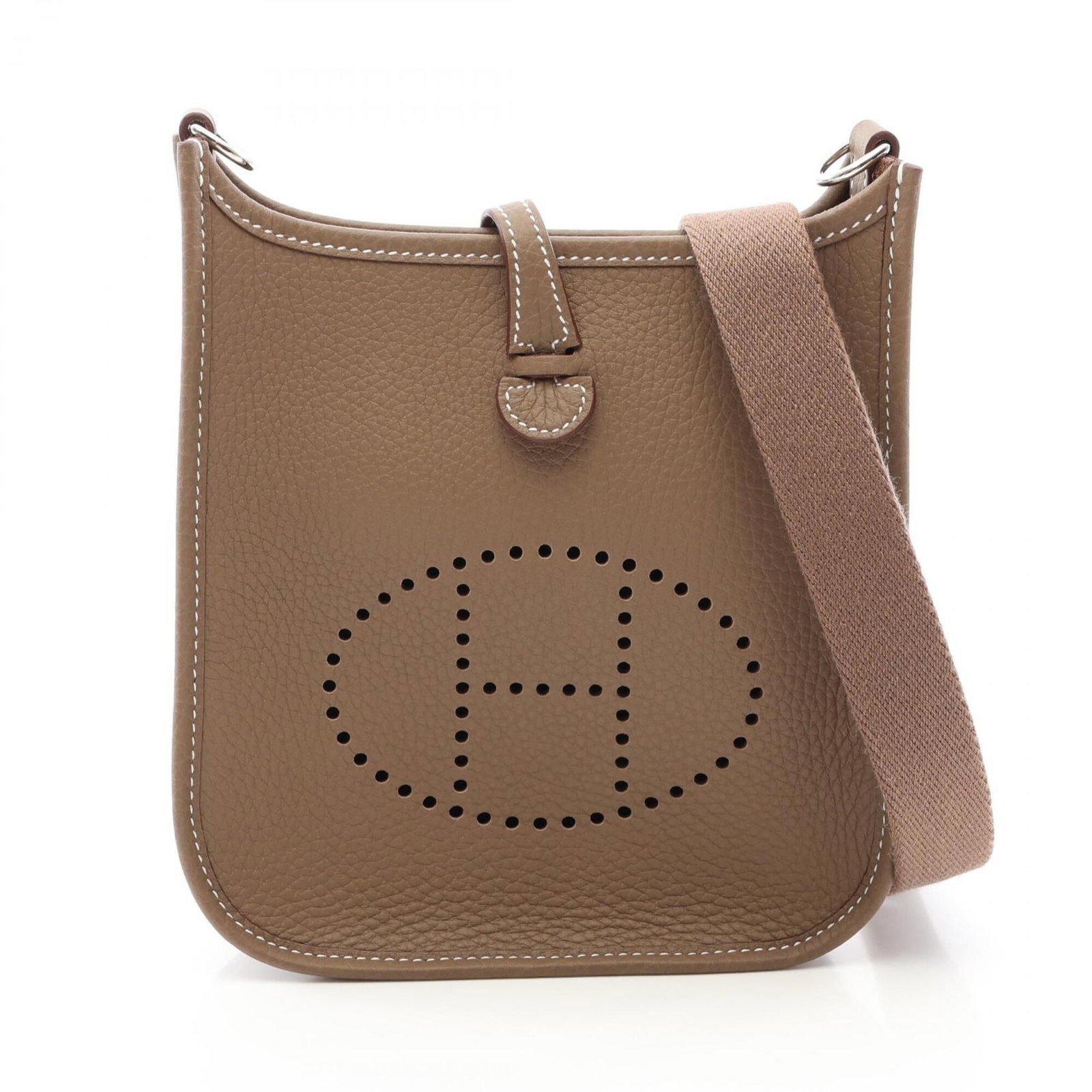 Clemence Taurillon Leather Shoulder Bag Hermes Handbag: Clemence Taurillon Leather Shoulder Bag Hermes Handbag Taurillon clemence leather provides a rich, luxurious feel to this beige and Etoupe gray Herm?s shoulder bag. With its compact 18cm x 16.5cm x