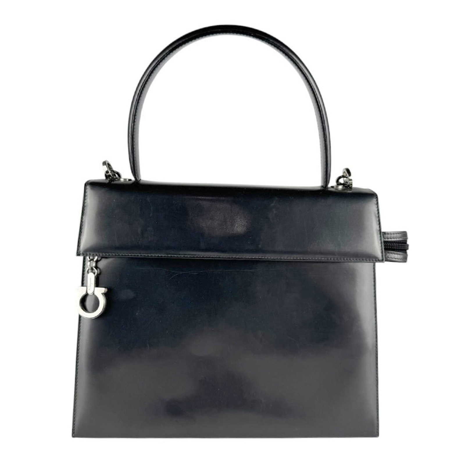 Patent Leather Handbag Salvatore Ferragamo Shoulder Bag: Patent Leather Handbag Salvatore Ferragamo Shoulder Bag Patent leather handbag from Salvatore Ferragamo, crafted in Italy with a distinctive green hue. The bag's sleek design and patent leather