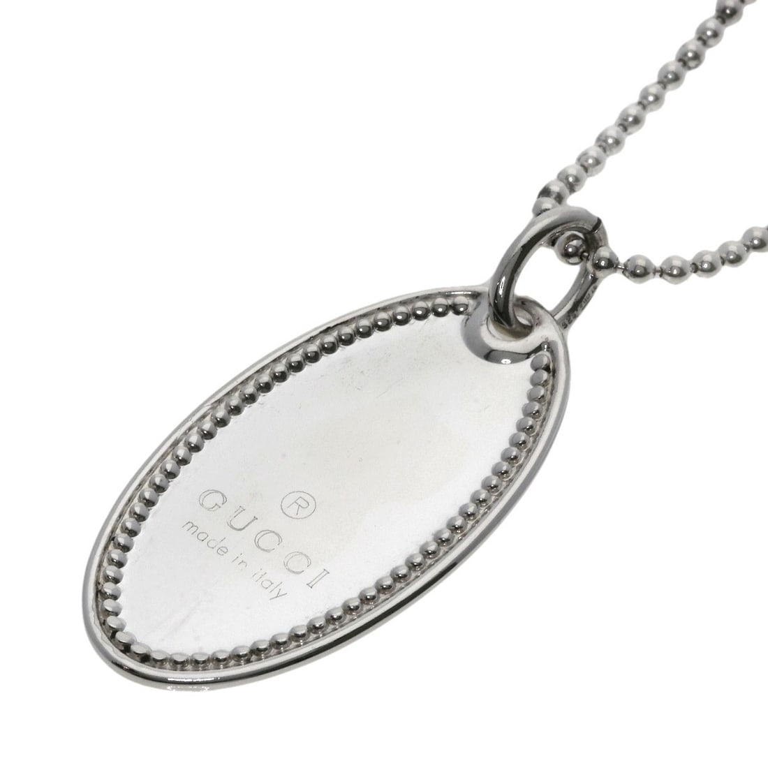 Logo necklace Gucci silver: Logo necklace Gucci silver Silver Gucci logo necklace with a 19.6inch length. This Gucci silver necklace features the iconic logo design. Made from high-quality silver metal, it showcases the brand's