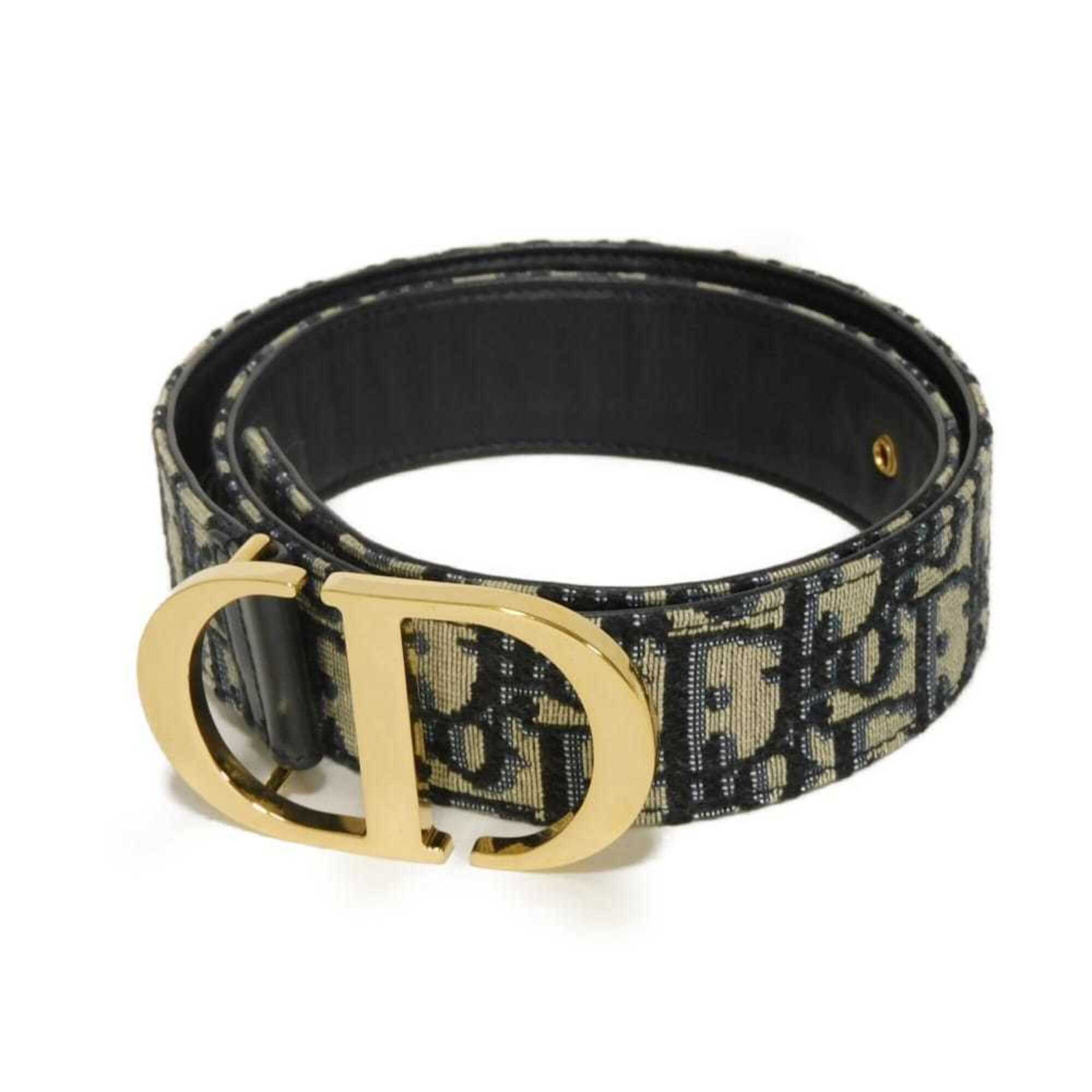Standard Belt Dior Christian: Standard Belt Dior Christian Beige or navy cotton standard belt from Christian Dior, available in a length of 70cm-80cm. This classic belt features a simple, elegant design that complements a variety 