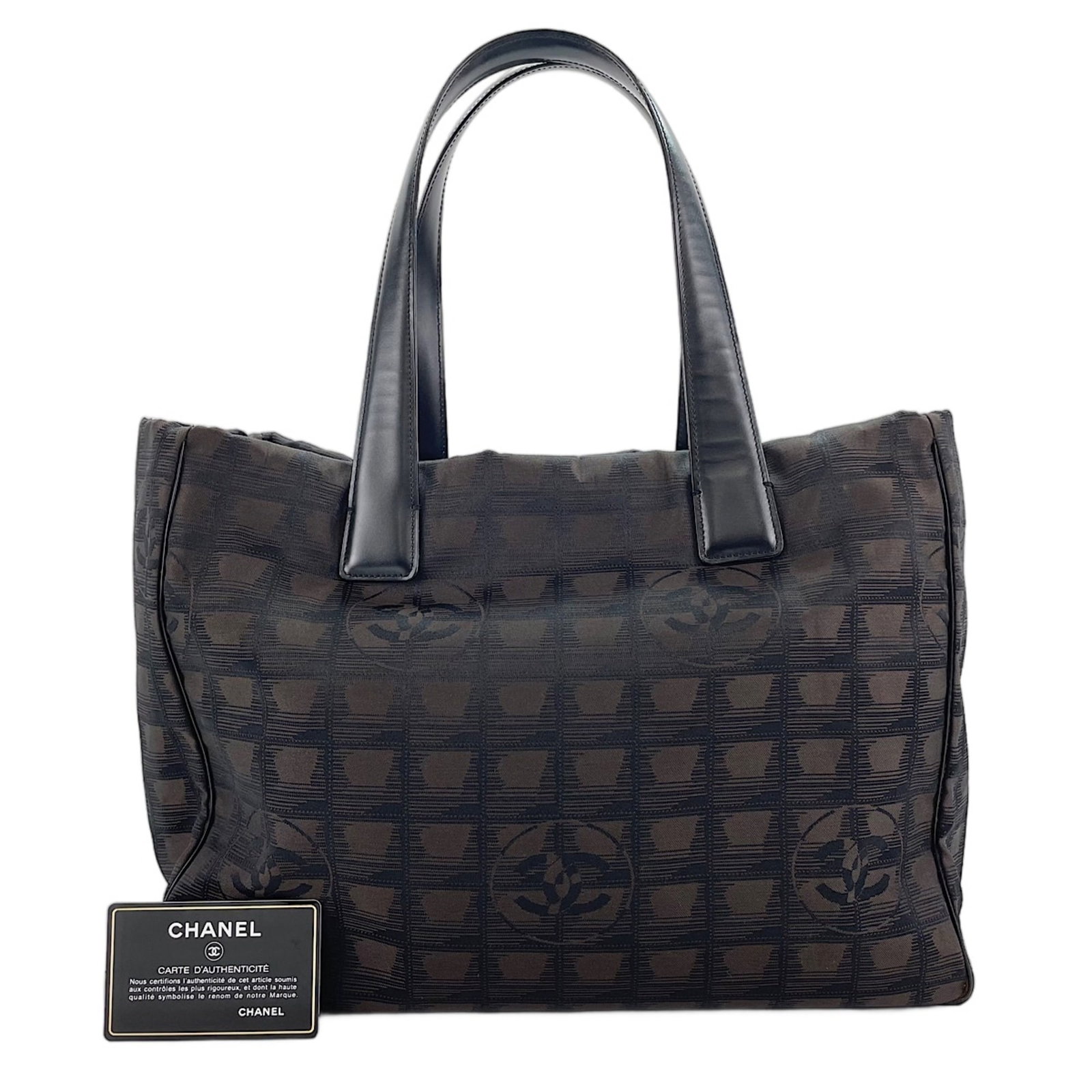 New Chanel Tote Bag Travel: New Chanel Tote Bag Travel New Chanel Tote Bag Travel in Brown. This new Chanel tote bag is made from high-quality materials and features a classic design. With its 26cm x 35cm x 15cm dimensions, it's