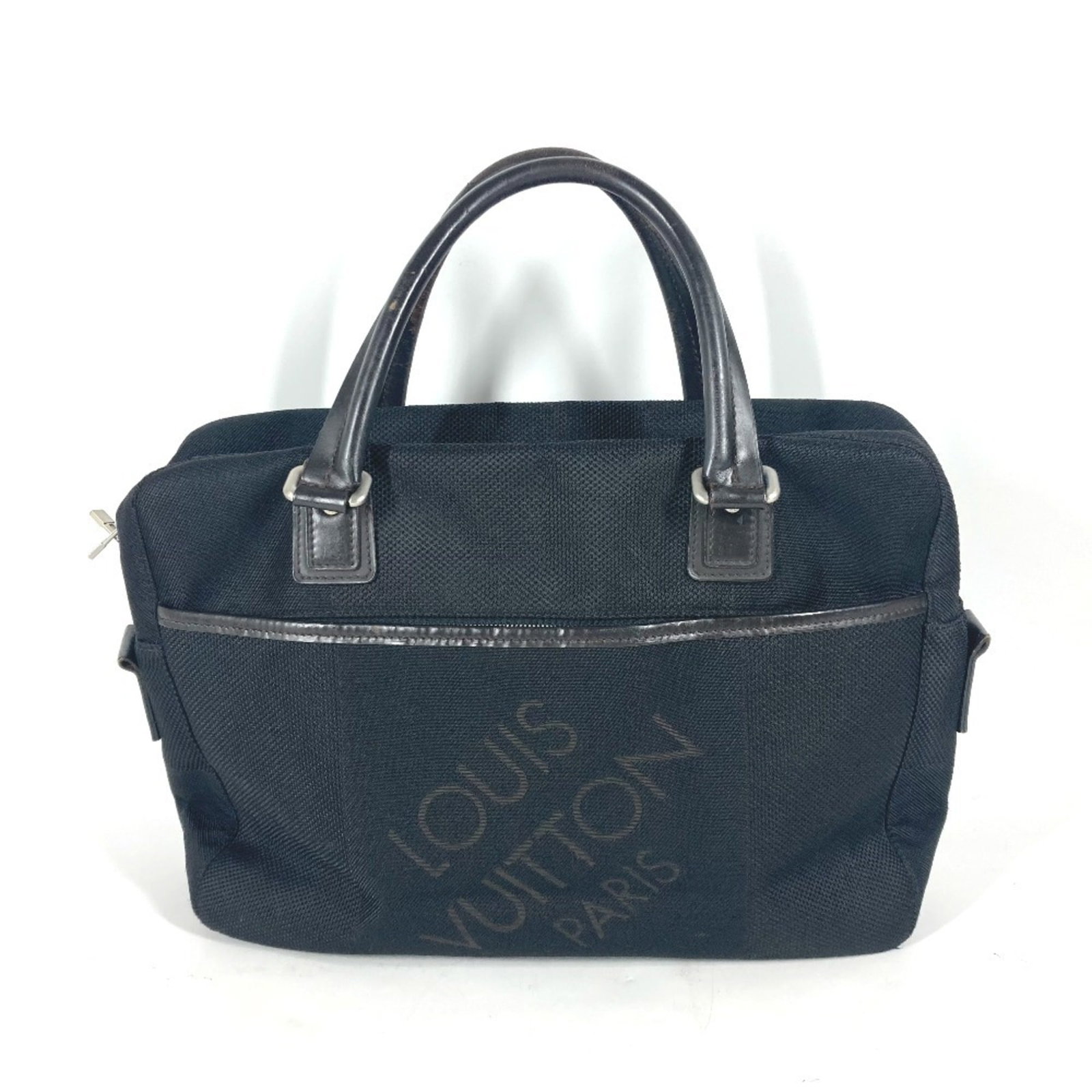 Tote Bag Damier Geant Louis Vuitton Handbag: Tote Bag Damier Geant Louis Vuitton Handbag Damier Geant Louis Vuitton tote bag in black, featuring a classic design with a signature Damier Geant pattern. Measuring 26cm x 36.5cm x 9cm, this bag is
