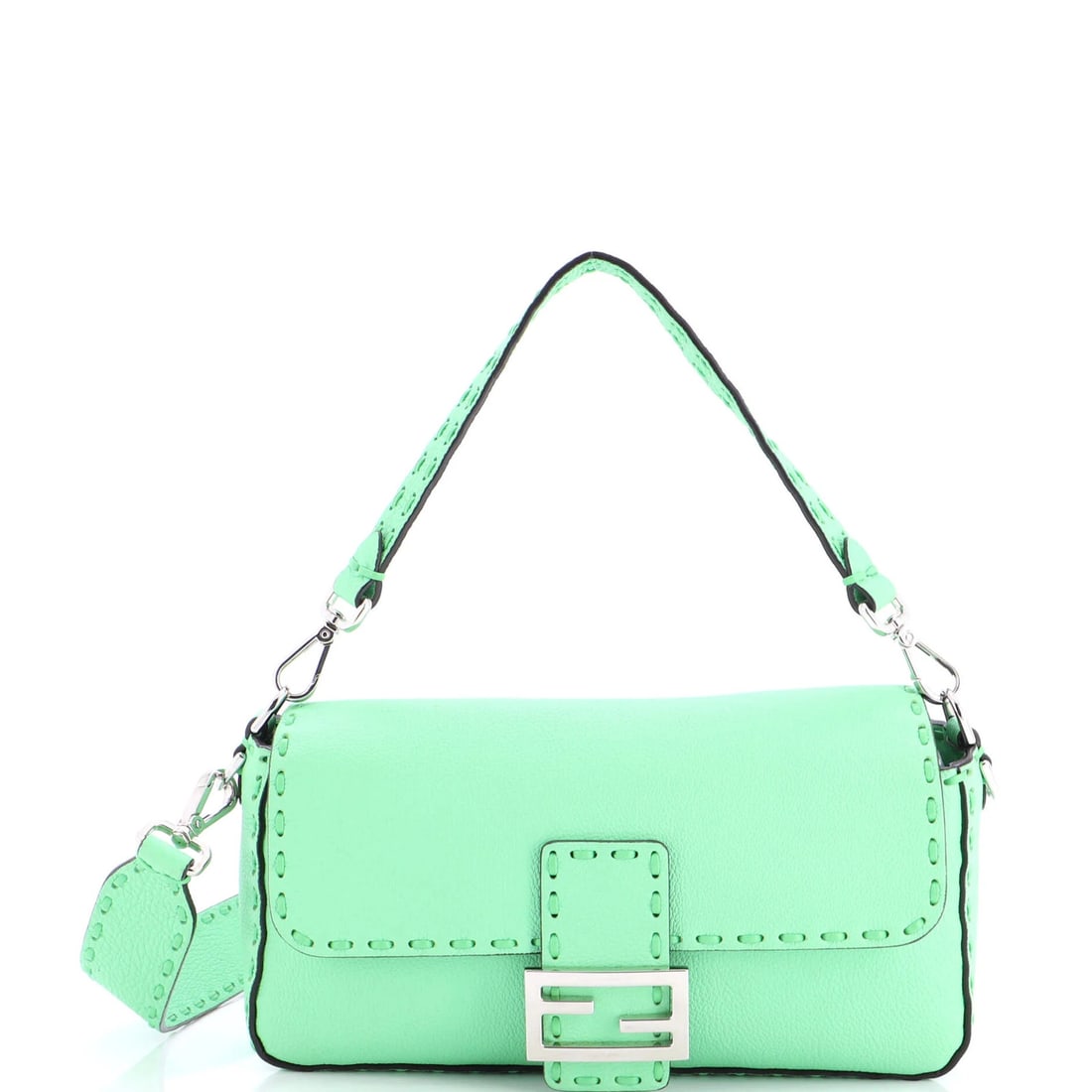 Bag Leather Medium Fendi Selleria Baguette NM: Bag Leather Medium Fendi Selleria Baguette NM The Fendi Selleria Baguette Medium is a stylish shoulder bag with a rich green leather exterior, featuring a medium size and a classic design. This pre-ow