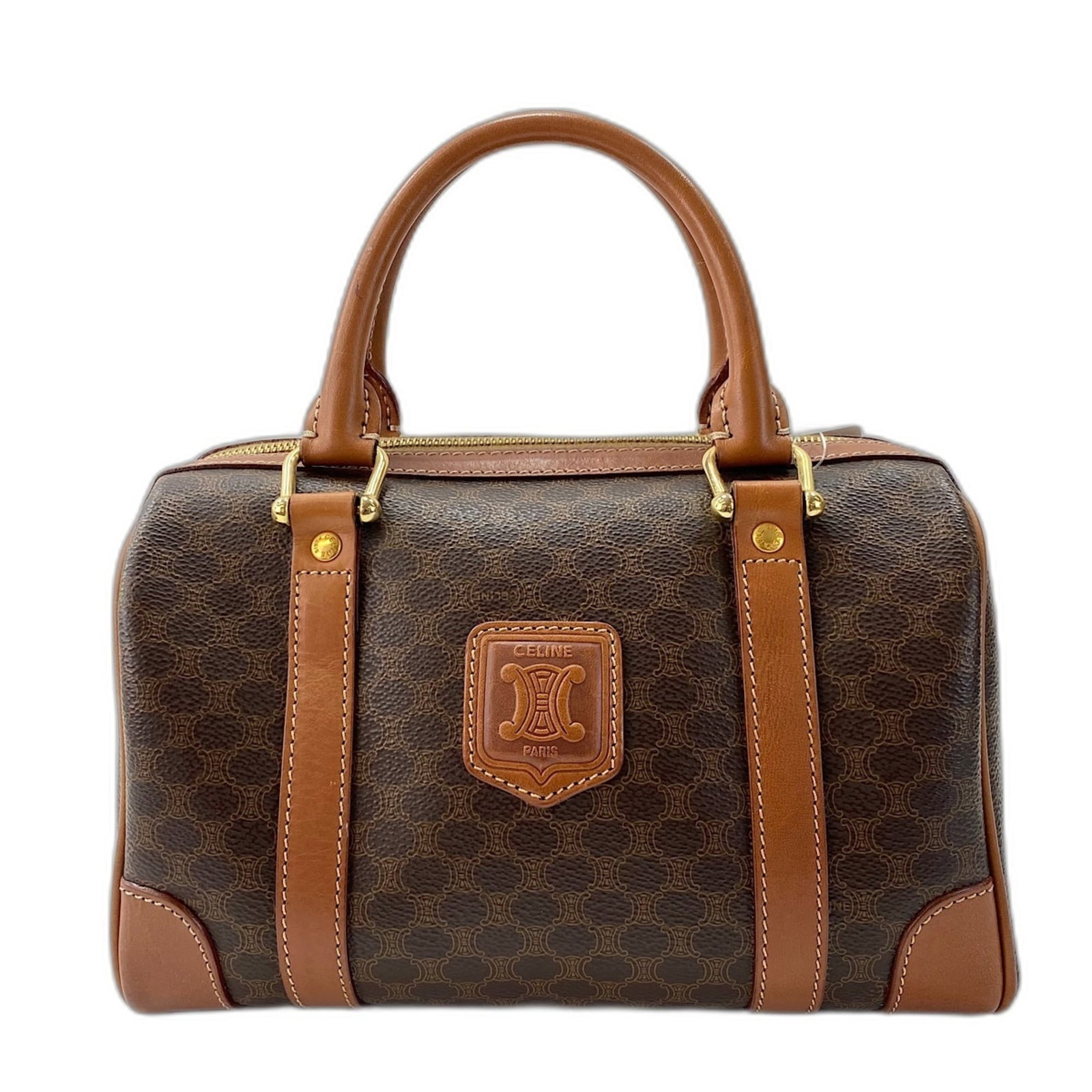 Handbag Celine: Handbag Celine Brown Celine handbag with a classic design, measuring 16cm x 25cm x 18cm. The bag's brown color and sturdy size make it a practical and stylish accessory. Item Specifics: Brand: Celine 