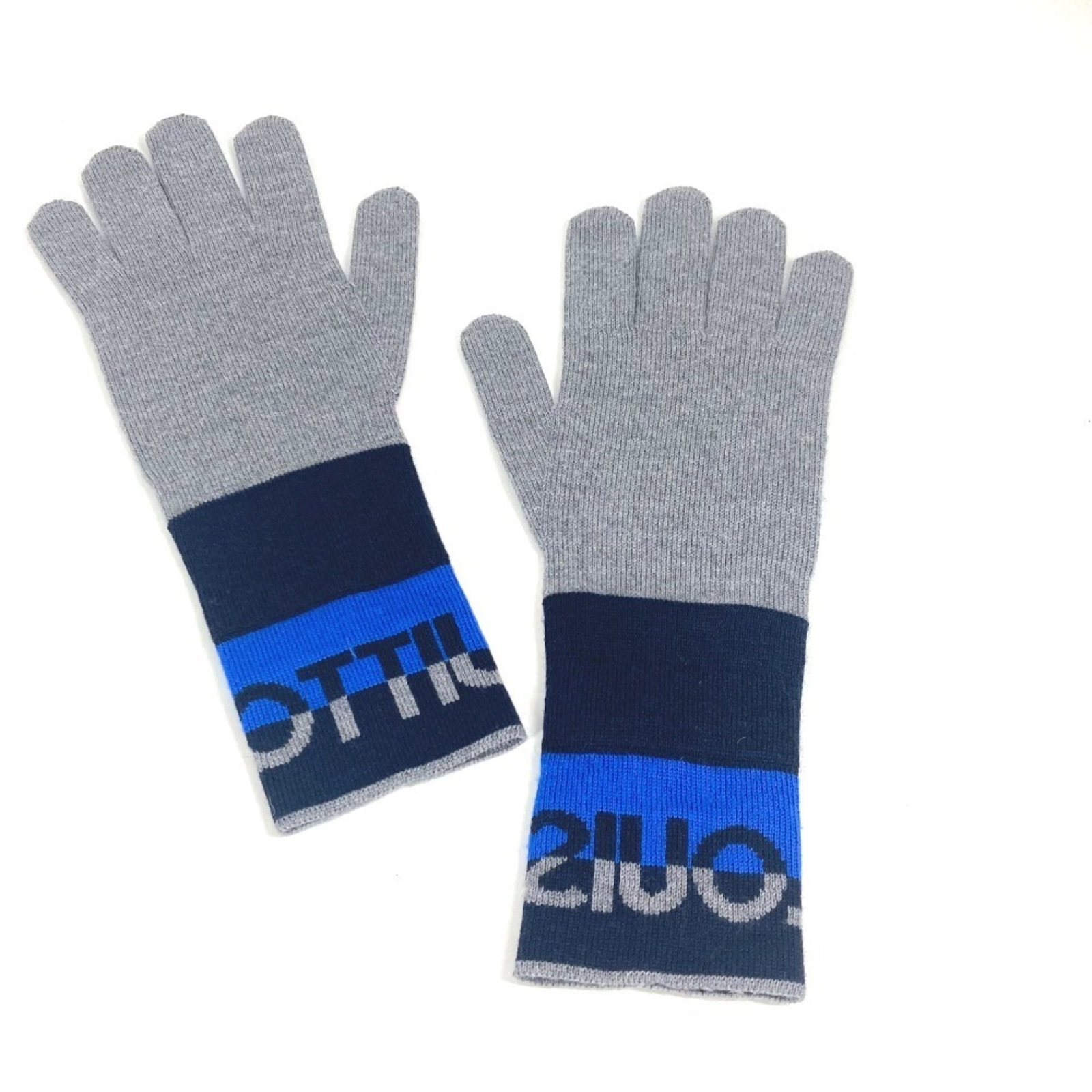 Warm Wool Gloves Louis Vuitton: Warm Wool Gloves Louis Vuitton Warm and stylish, these Louis Vuitton wool gloves are a classic accessory for any occasion. Made from high-quality wool, they offer a comfortable and warm fit. With