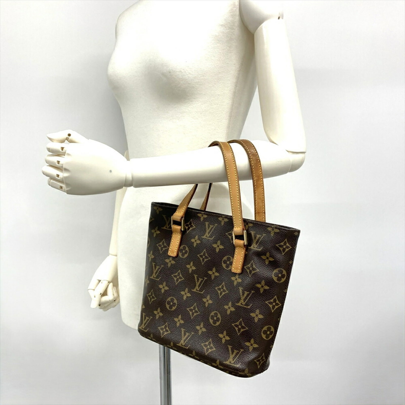 Louis Vuitton Monogram Handbag - 5