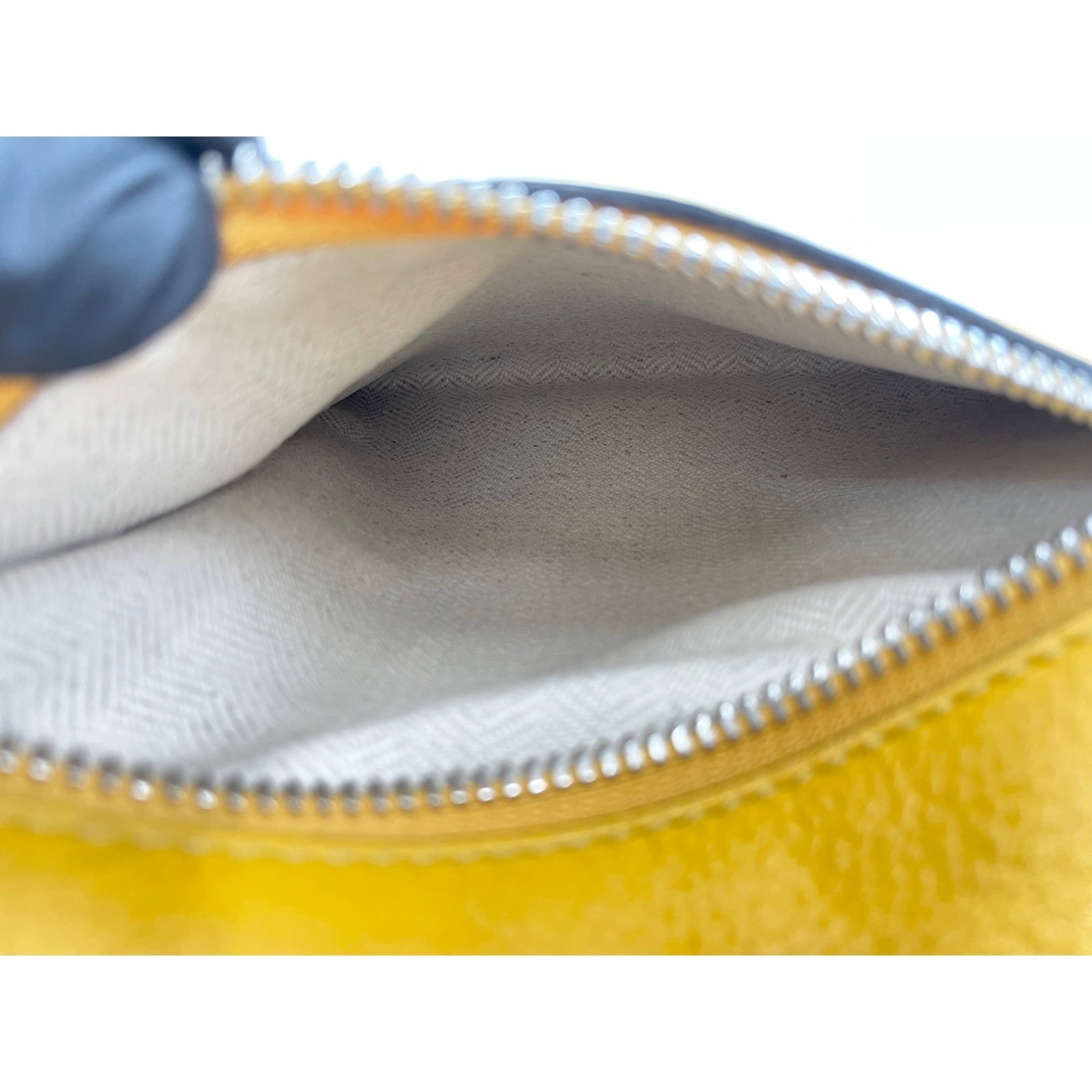 Shoulder Bag - 16