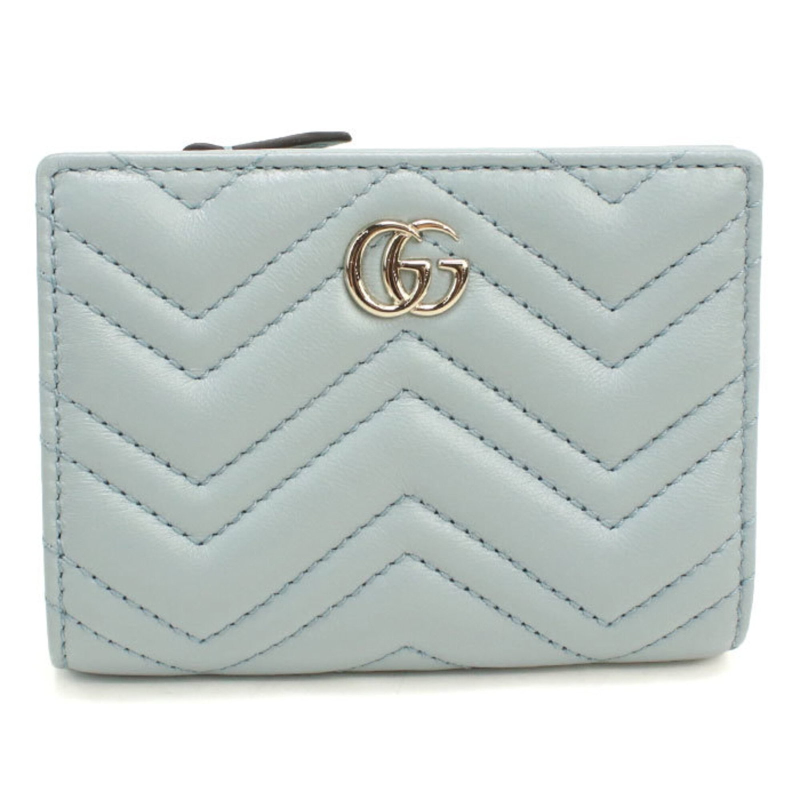 Gucci Wallet (Bi-Fold) Leather: Gucci Wallet (Bi-Fold) Leather This Gucci bi-fold leather wallet is crafted from high-quality blue leather, measuring 9cm x 11.5cm x 3cm. The Italian design showcases the brand's signature style, with