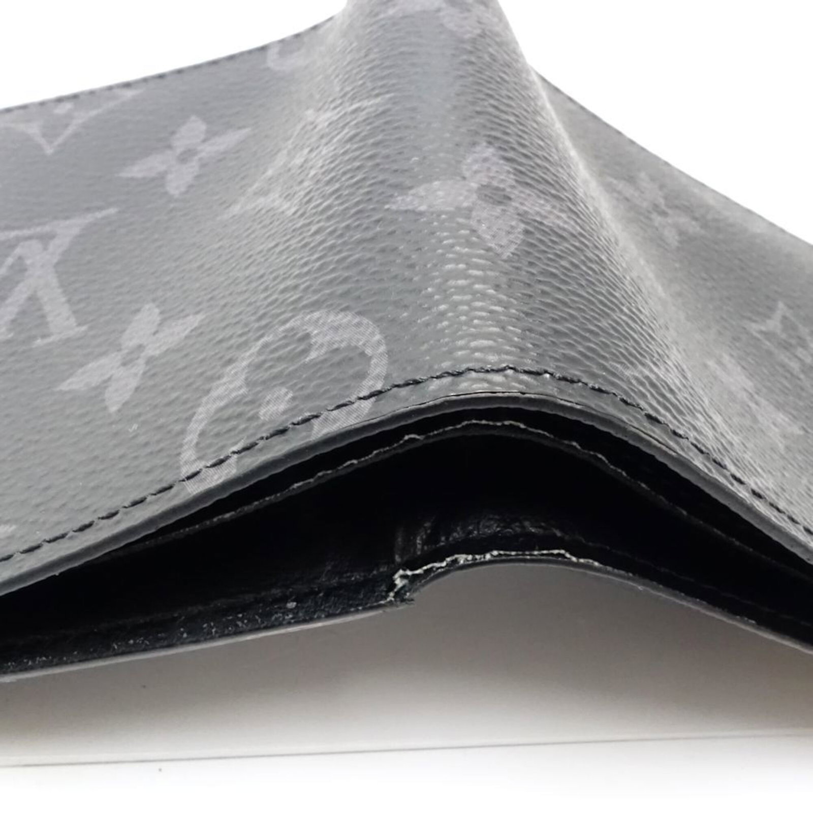 Vuitton Wallet Bi Fold Monogram Eclipse - 6