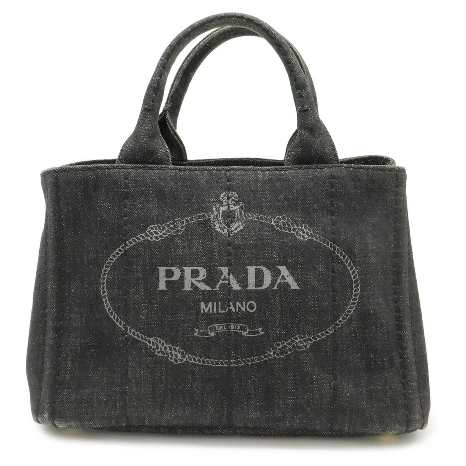 Prada Handbag Tote Bag Denim: Prada Handbag Tote Bag Denim Denim Prada tote bag in black, featuring a classic design with a 19cm x 28cm x 15cm size and 600g weight. This stylish bag is made from high-quality denim material and bea