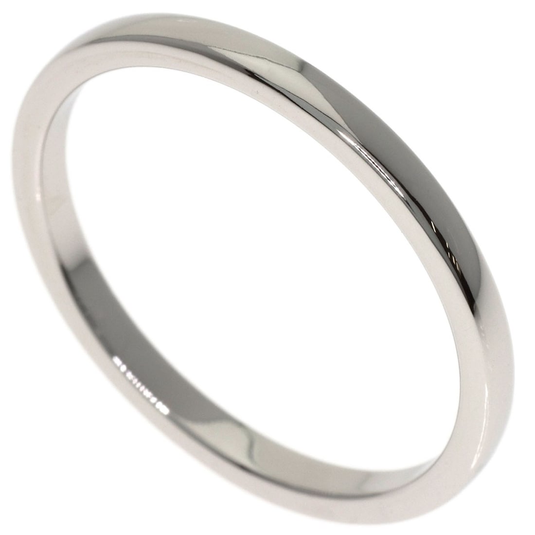 Cartier Wedding #60 Ring Platinum Pt950: Cartier Wedding #60 Ring Platinum Pt950 Cartier Wedding #60 Ring Platinum Pt950 is a stylish silver platinum ring featuring a signature from the renowned luxury brand. This platinum Pt950 ring is a