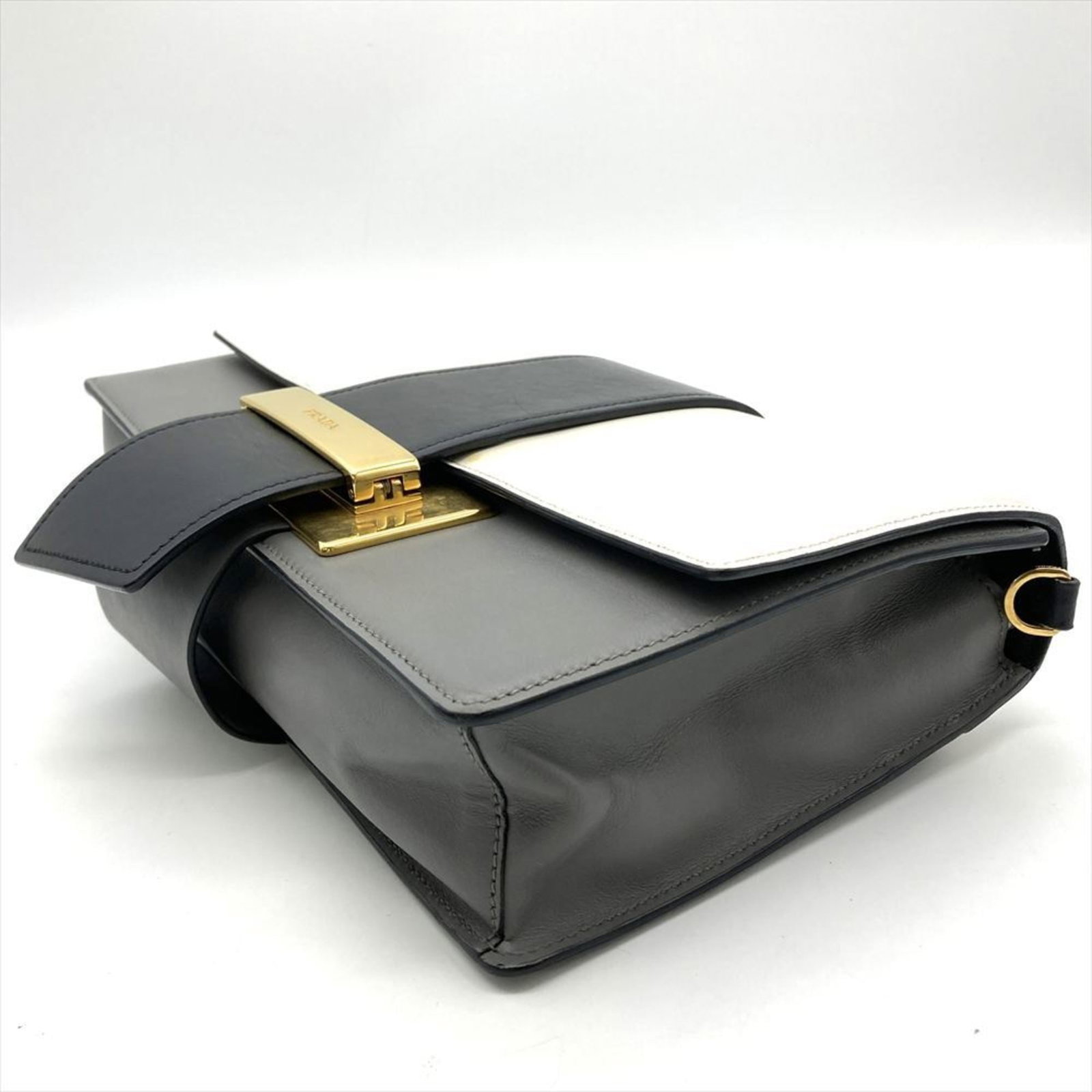 Shoulder Bag Leather Prada - 4