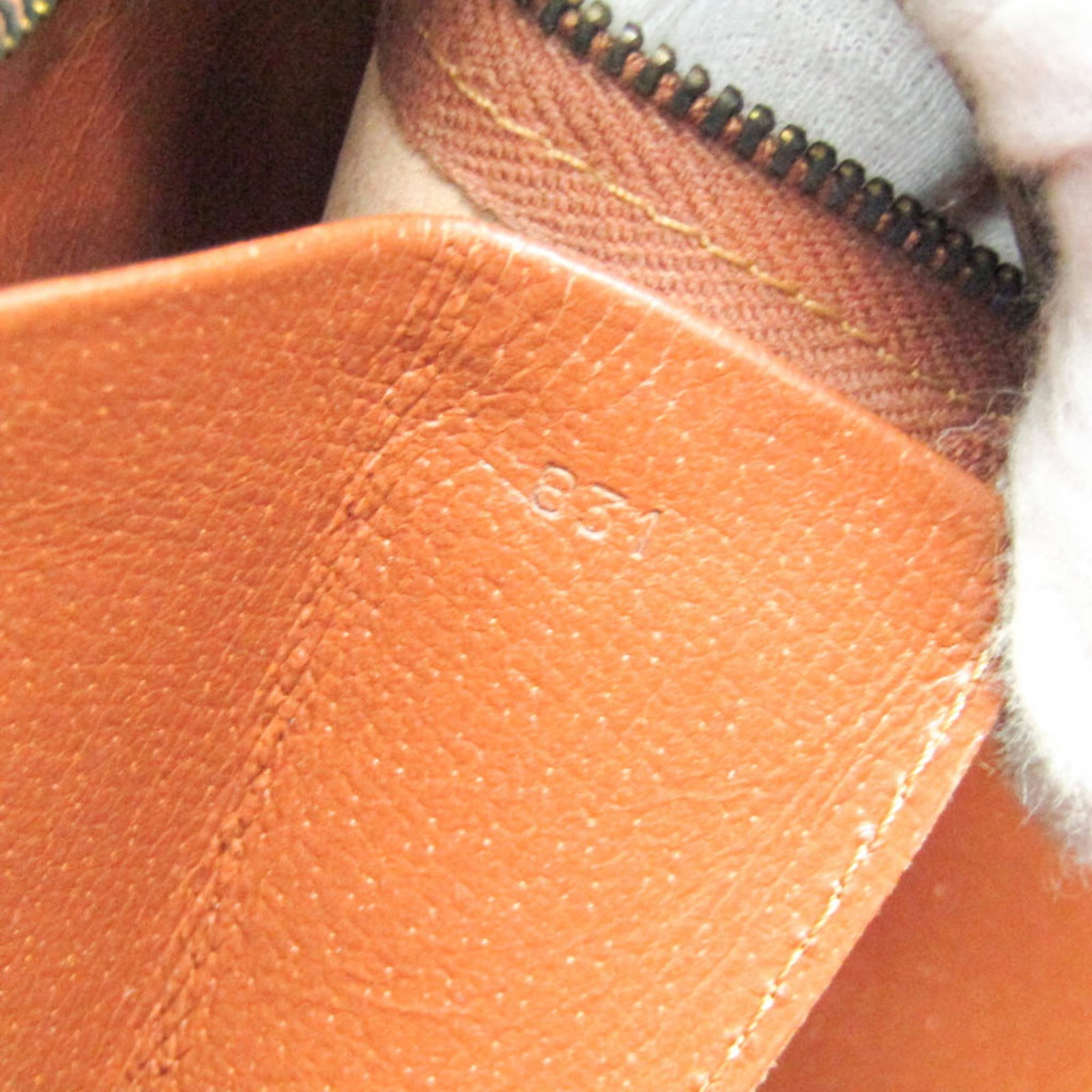 Louis Vuitton Monogram Handbag - 19