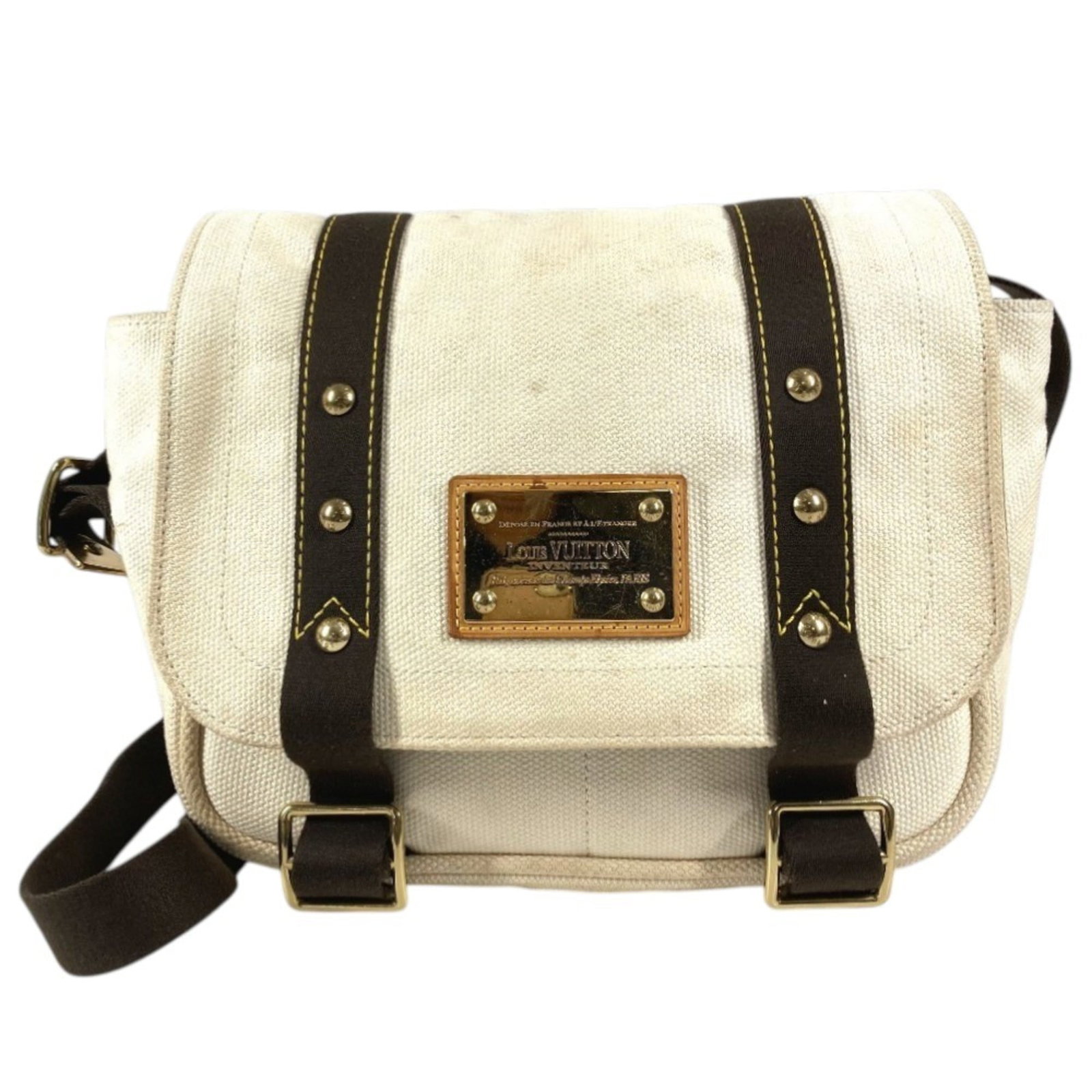 Shoulder Bag Canvas Louis Vuitton: Shoulder Bag Canvas Louis Vuitton Canvas Louis Vuitton shoulder bag in ecru and white, featuring a classic design with a 20cm x 29cm x 9cm size and canvas material. The bag's signature monogram