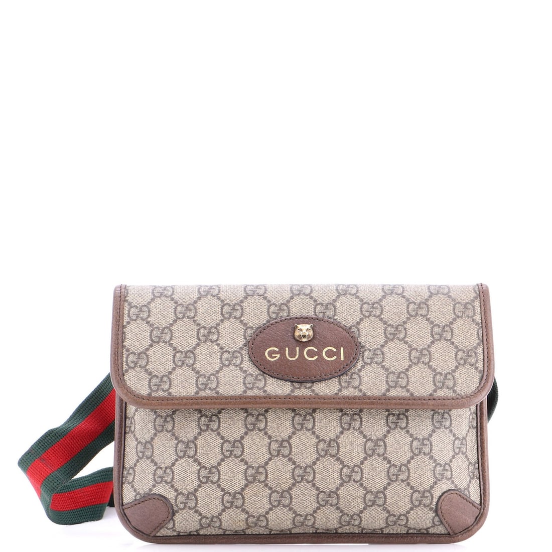 Small canvas messenger flap coated GG Gucci: Small canvas messenger flap coated GG Gucci Small canvas messenger flap coated in iconic GG Gucci design, featuring a classic brown exterior and neutral interior, with aged gold hardware. This small c