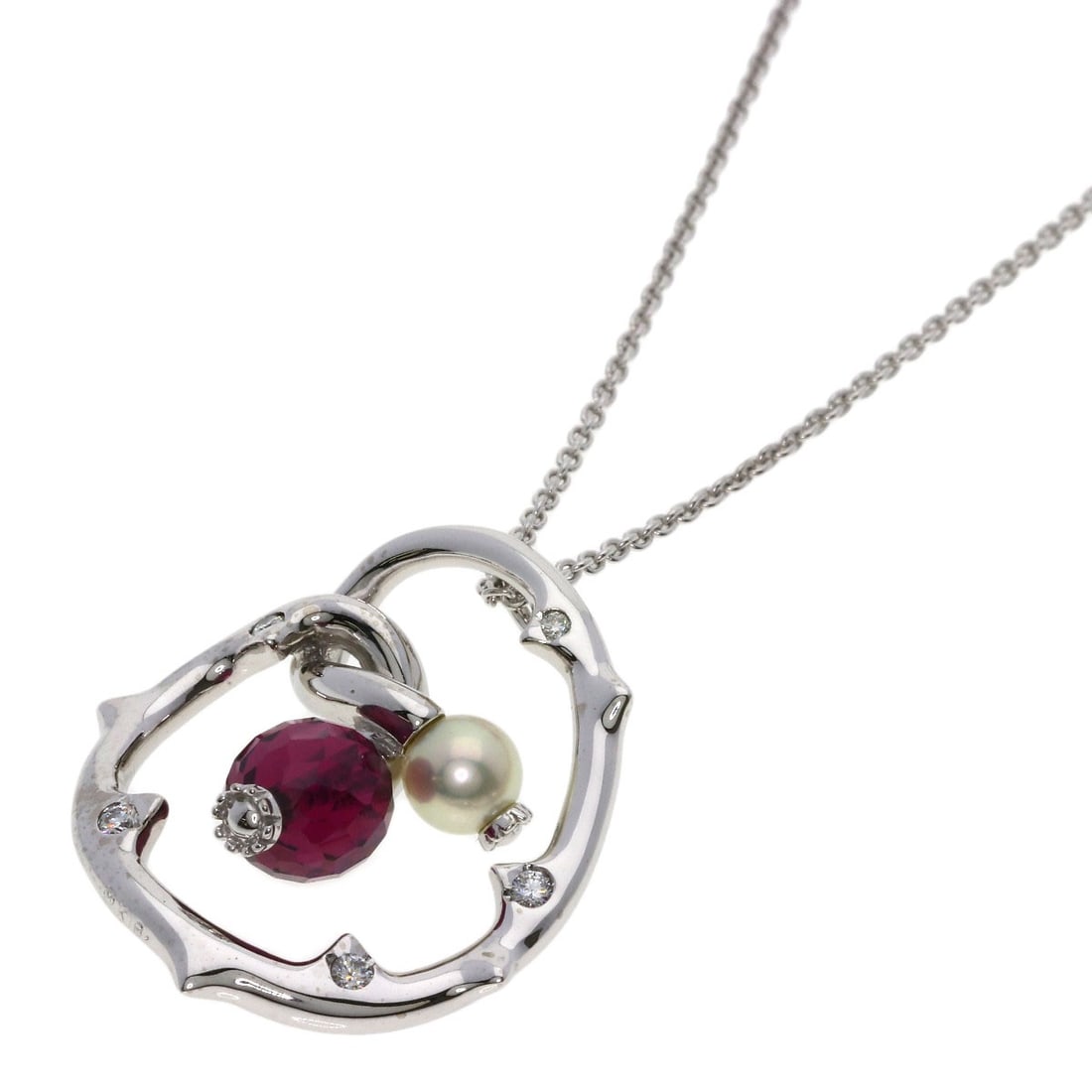 K18 White Gold Mikimoto Diamond Pearl Necklace Garnet: K18 White Gold Mikimoto Diamond Pearl Necklace Garnet K18 White Gold Mikimoto Diamond Pearl Necklace Garnet is a stunning piece featuring a garnet as the main stone, set in K18 white gold. The necklac
