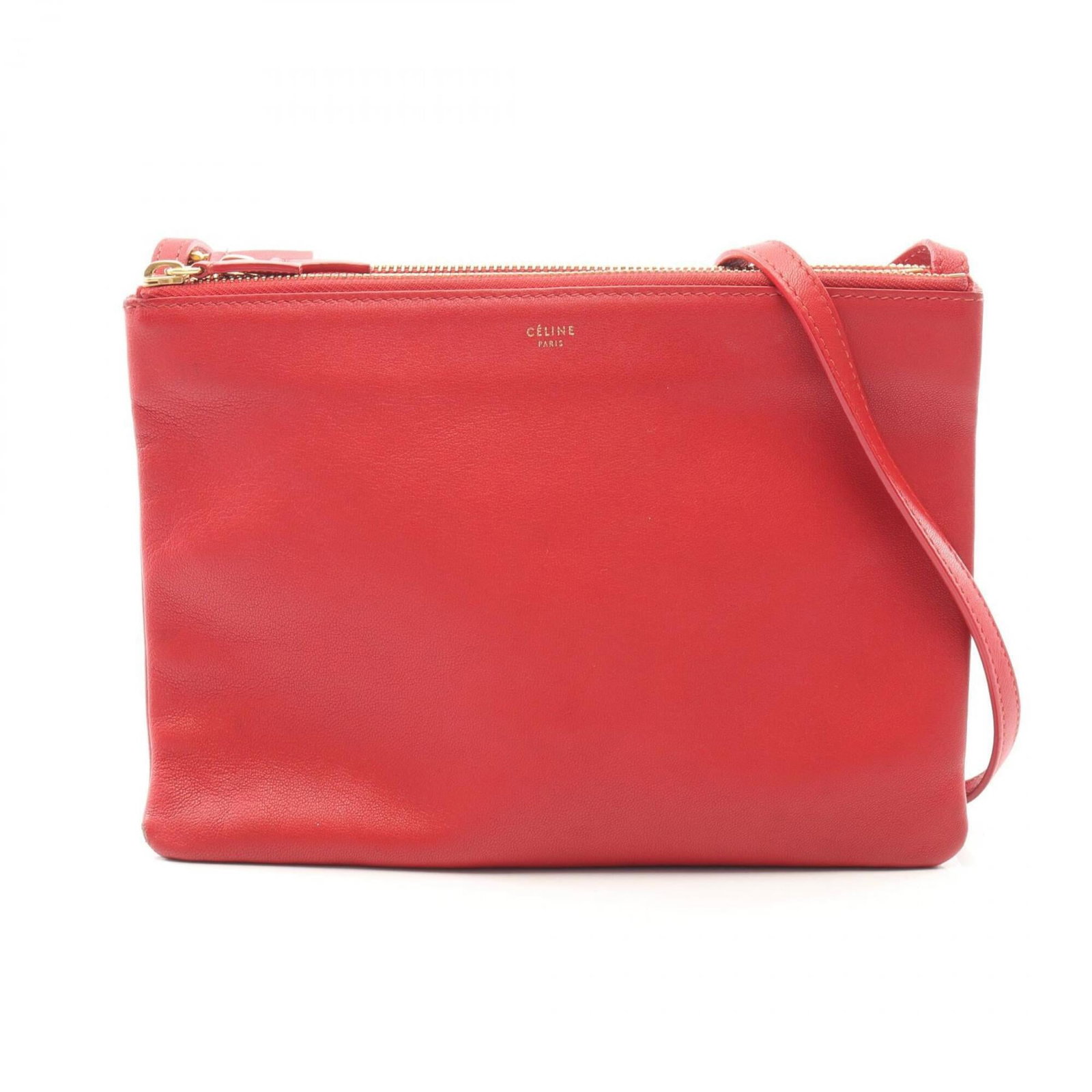 Handbag Leather Shoulder Bag Celine: Handbag Leather Shoulder Bag Celine Red leather shoulder bag from Celine, measuring 18cm x 24cm. This stylish bag features a classic design with a bold red color, making it a statement piece for any o