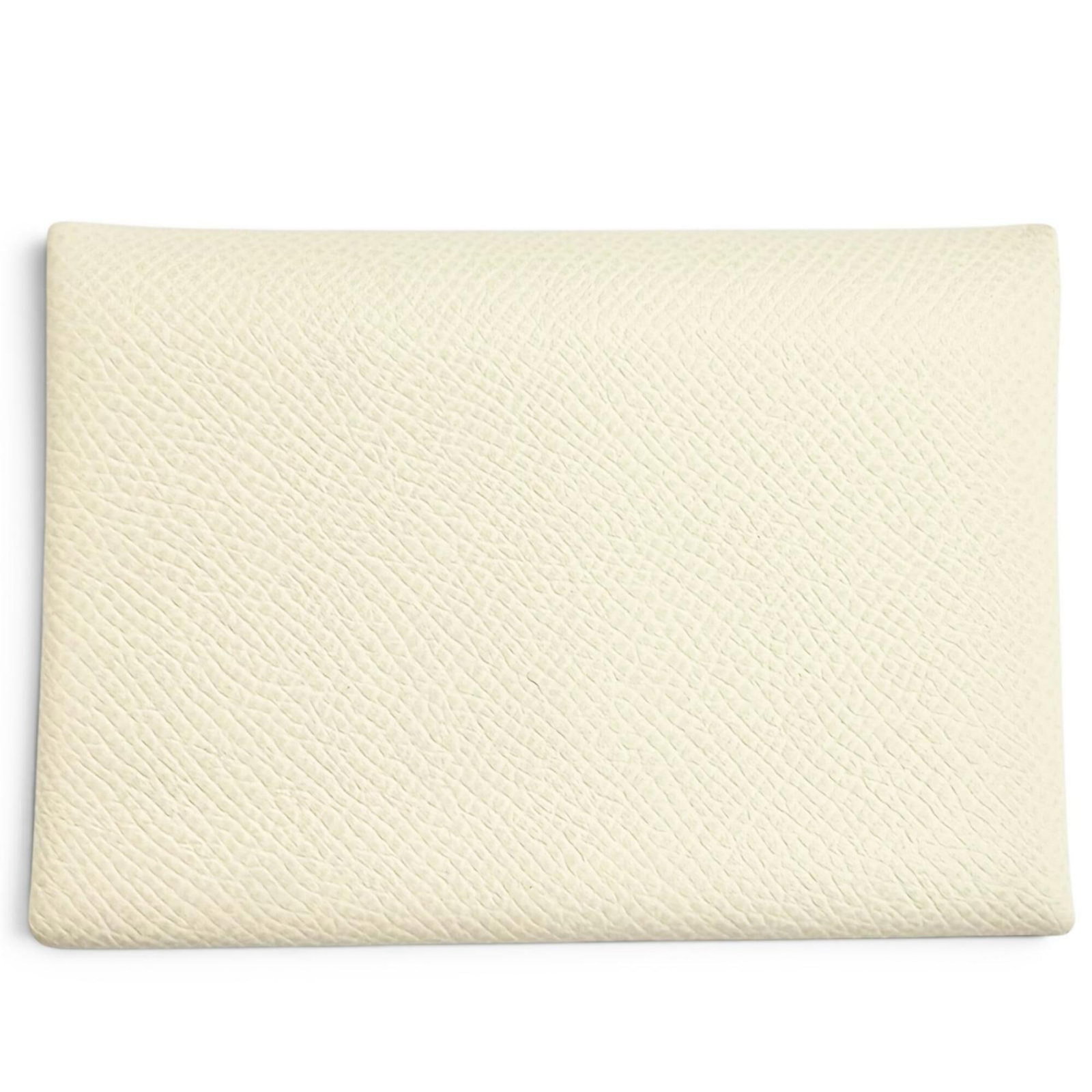 Hermes Coin Purse/ Coin Case Epsom Leather: Hermes Coin Purse/ Coin Case Epsom Leather Epsom leather coin purse from the renowned French brand Hermes, featuring a sleek and sophisticated design. Measuring 7.3cm x 10.2cm, this elegant case is cr