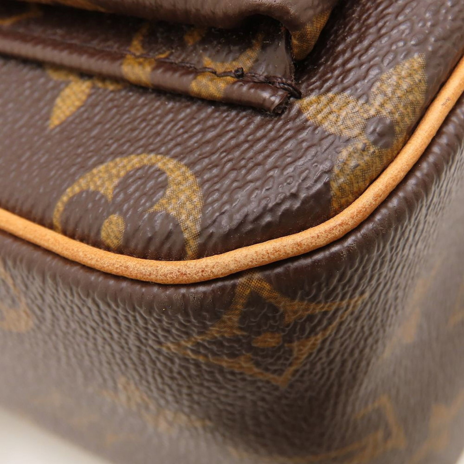 Shoulder Bag Monogram Louis Vuitton - 16