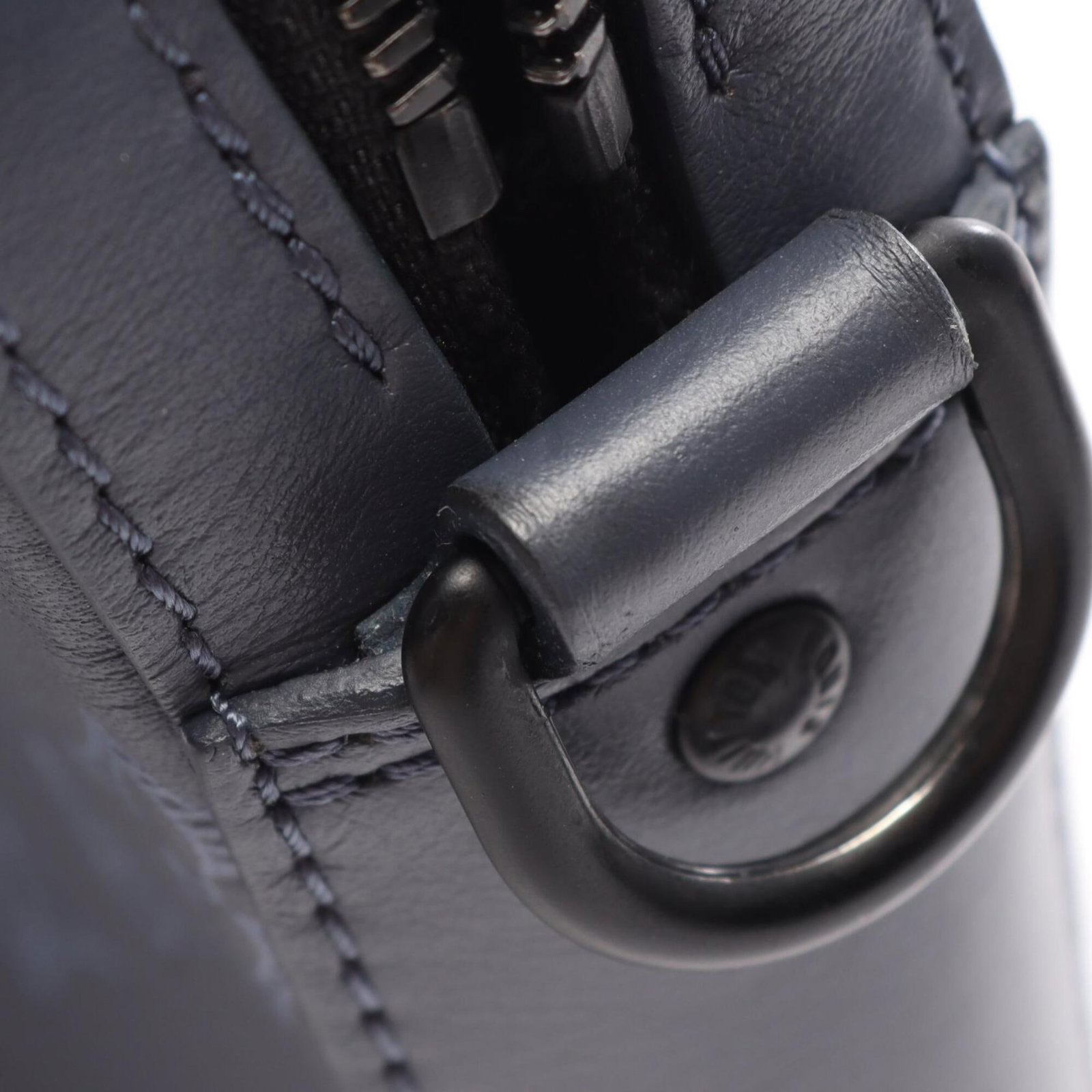 Shadow Monogram Shoulder Bag Louis Vuitton - 8