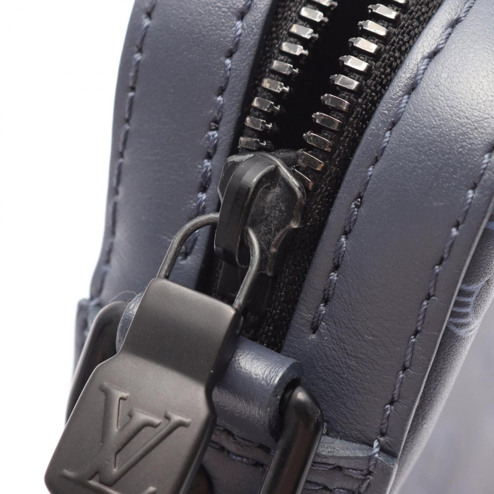 Shadow Monogram Shoulder Bag Louis Vuitton - 9