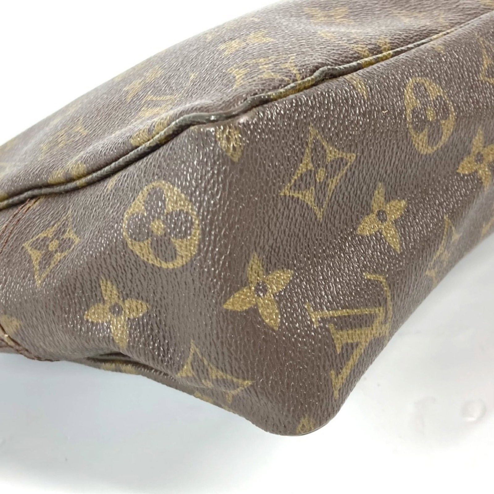 Monogram Pouch Louis Vuitton - 6