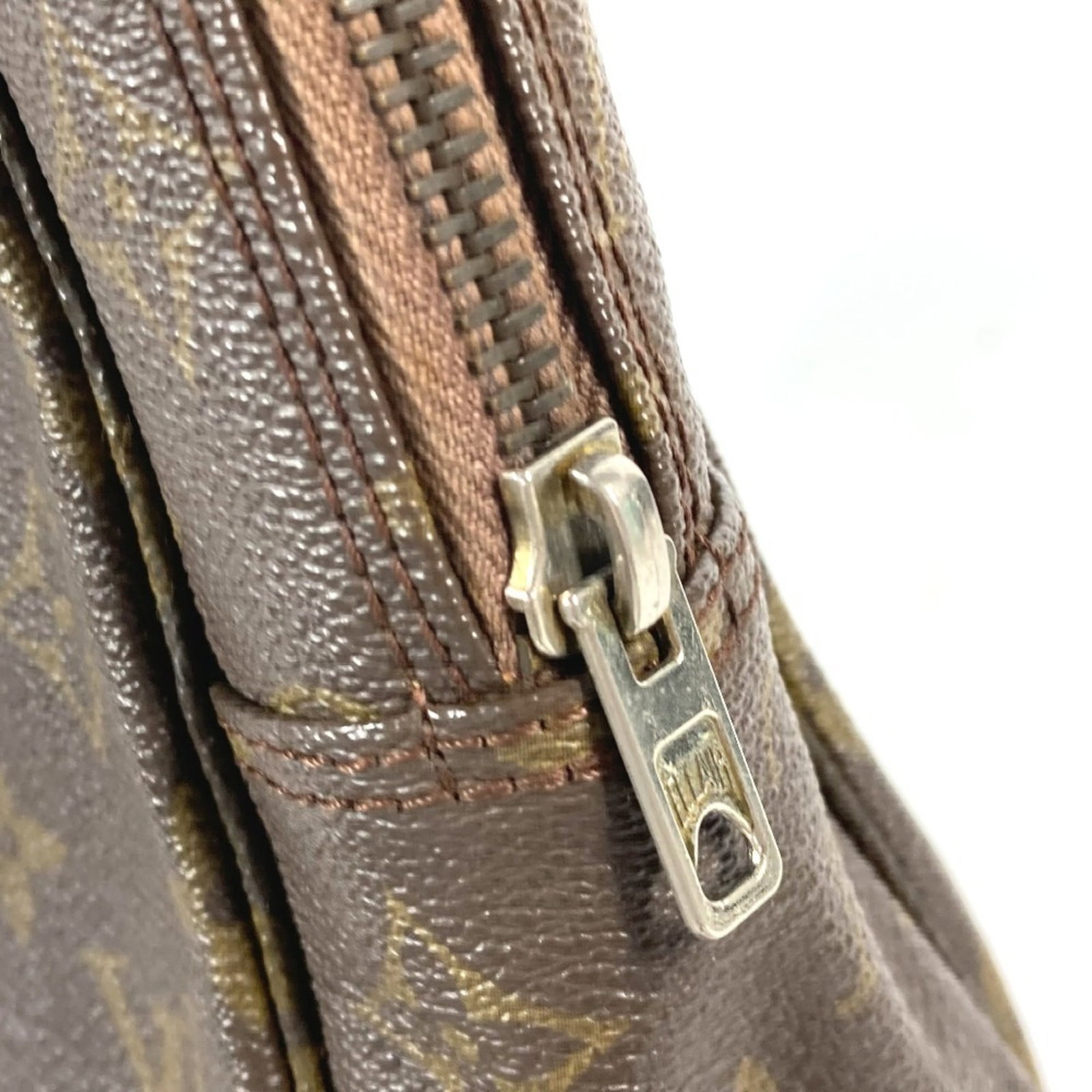Monogram Pouch Louis Vuitton - 7