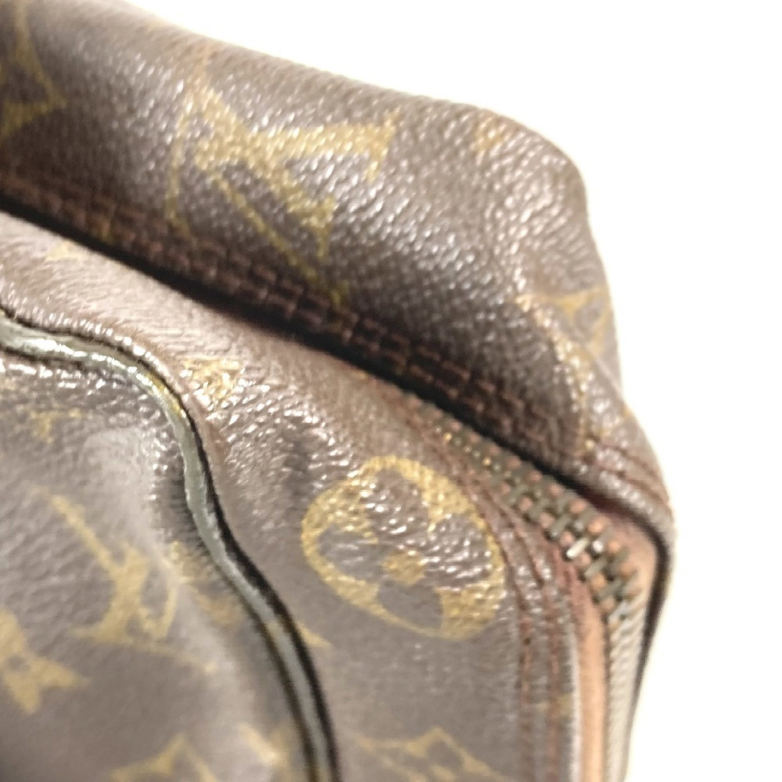 Monogram Pouch Louis Vuitton - 8