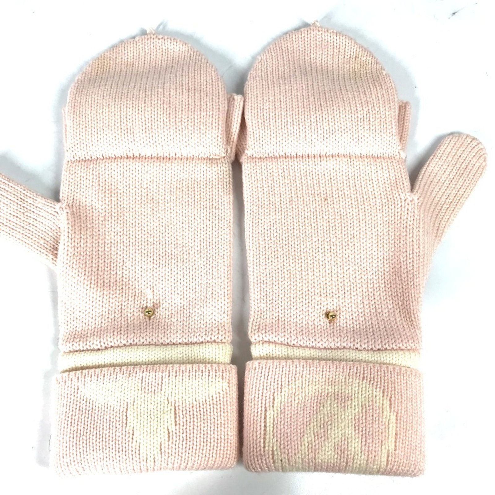 Louis Vuitton Monogram Wool Gloves: Louis Vuitton Monogram Wool Gloves Monogrammed wool gloves from Louis Vuitton, featuring the iconic Bicolor, Monogram, Pink, and White design. Made from high-quality monogram-patterned wool, these