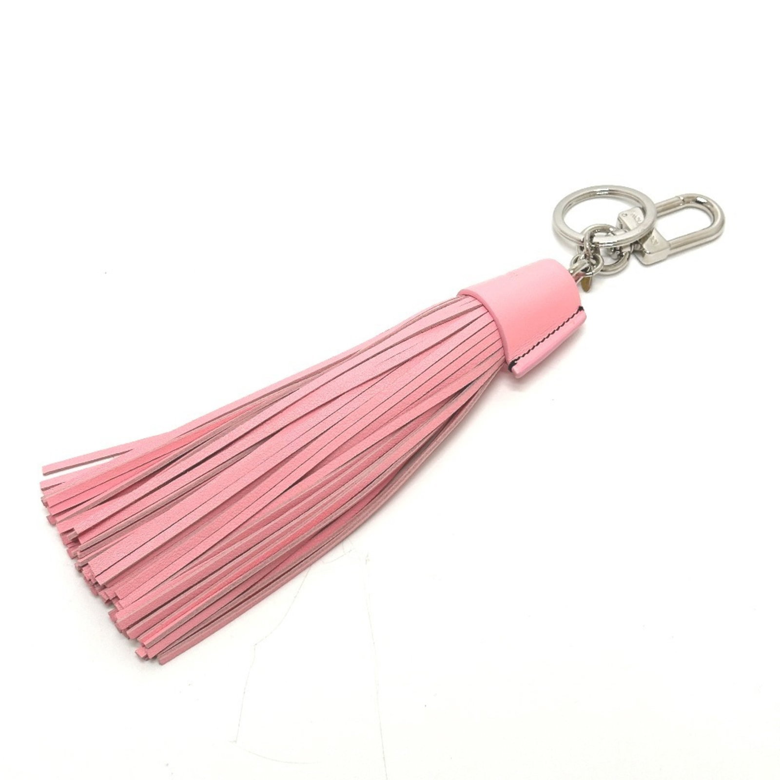 Keyring Leather Louis Vuitton: Keyring Leather Louis Vuitton Pink Leather Louis Vuitton MP1770 Keyring Comes with Box and Dust Bag, Measuring 19cm x 7.5cm. This stylish keyring features a signature and is made from high-quality