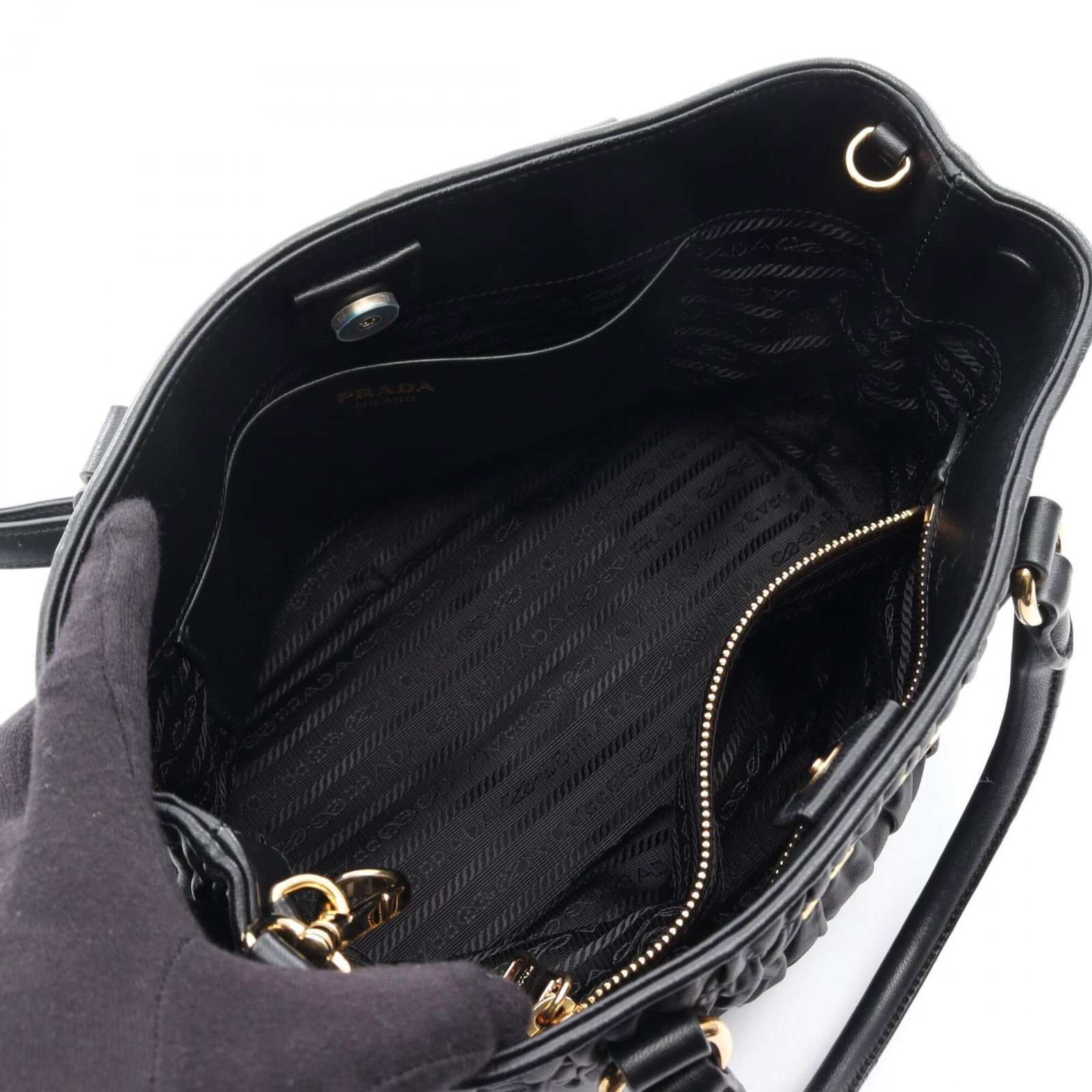Handbag Leather Prada - 3