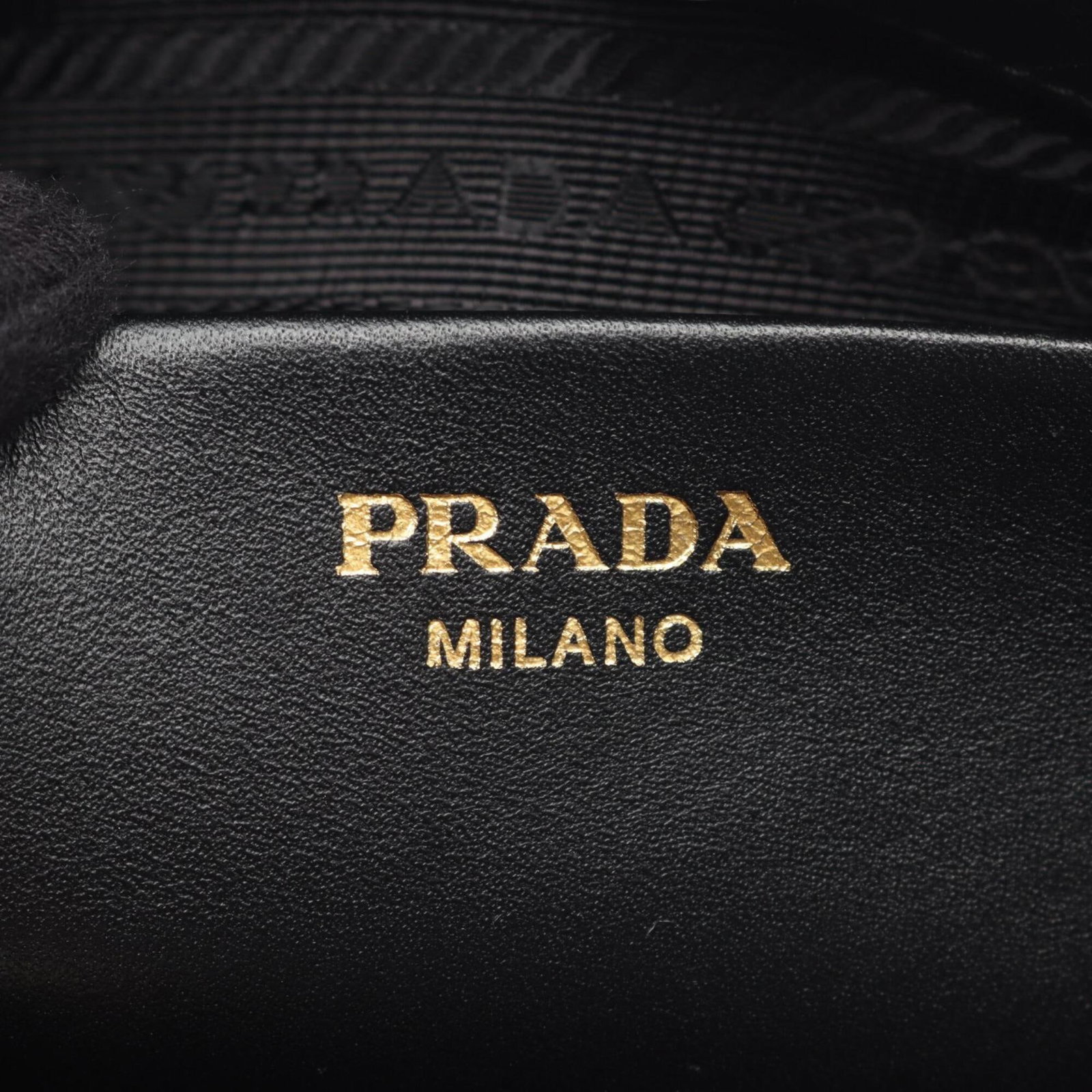Handbag Leather Prada - 4