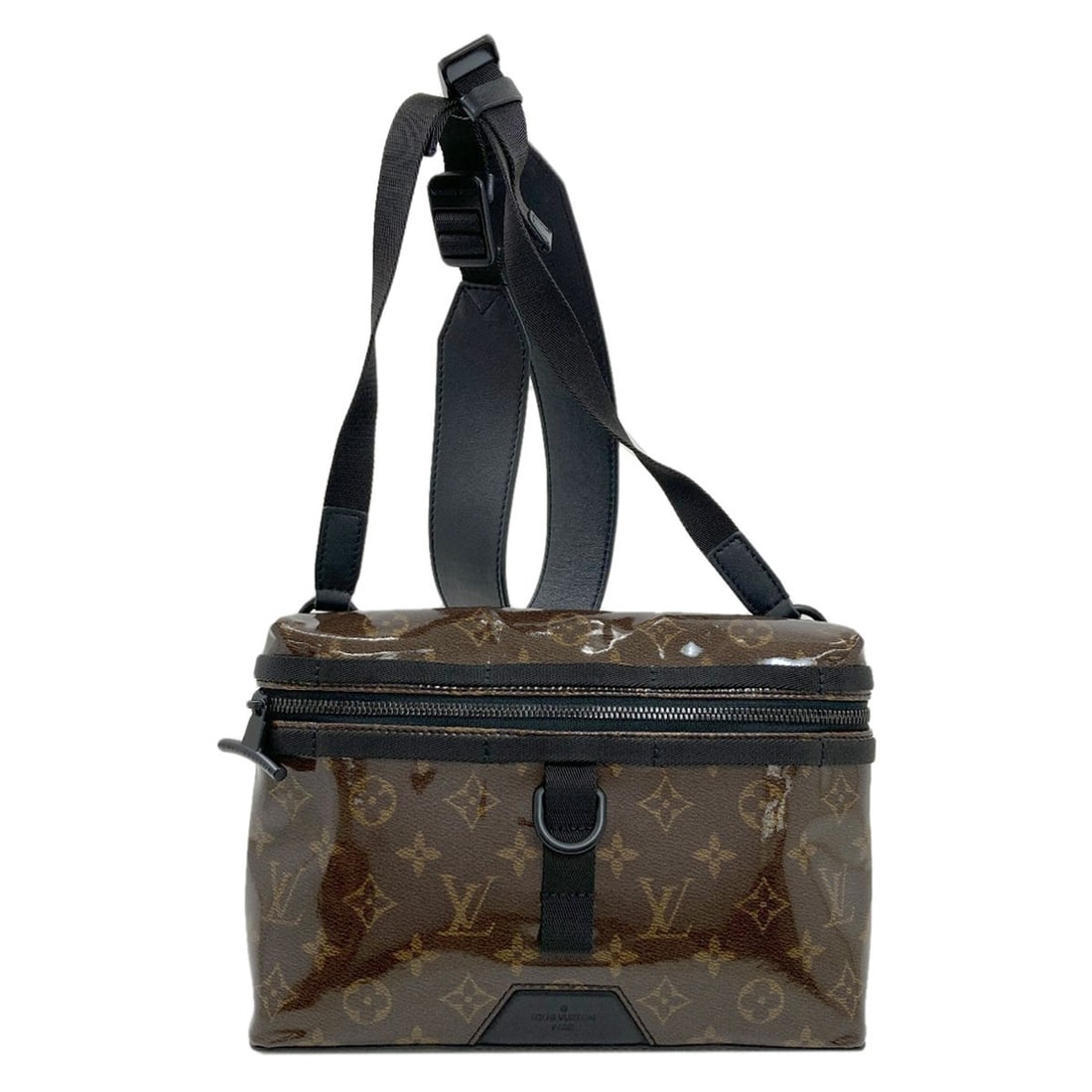 Vuitton M43895 Glaze Messenger Shoulder Bag Monogram Canvas: Vuitton M43895 Glaze Messenger Shoulder Bag Monogram Canvas Brown Monogram Canvas LOUIS VUITTON M43895 Glaze Messenger Shoulder Bag. This shoulder bag features a signature glaze finish and is made