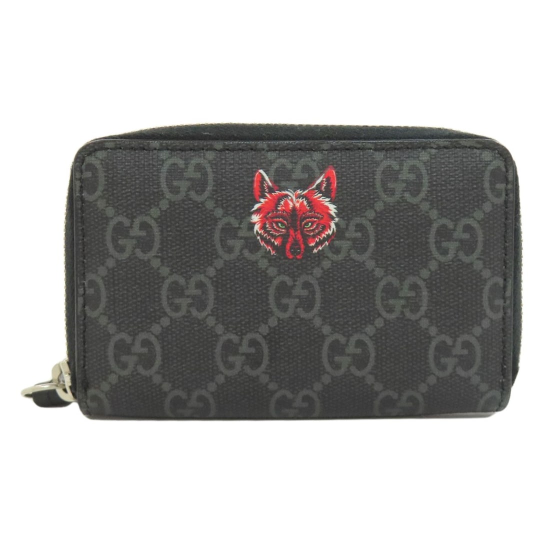 Gucci 451276 Wolf Gg Supreme Card Case Pvc: Gucci 451276 Wolf Gg Supreme Card Case Pvc Black PVC card case from Gucci featuring the iconic Wolf GG Supreme design. Made with a durable PVC material, this card case showcases the brand's signature