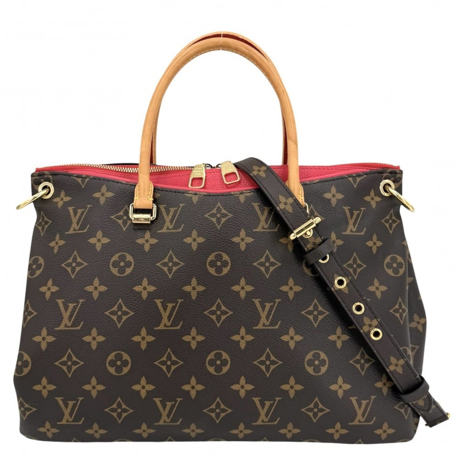 Monogram Louis Vuitton Handbag Shoulder: Monogram Louis Vuitton Handbag Shoulder Monogram Louis Vuitton Handbag Shoulder is a stylish and functional bag. Made from high-quality materials, it features the iconic Monogram pattern in a rich