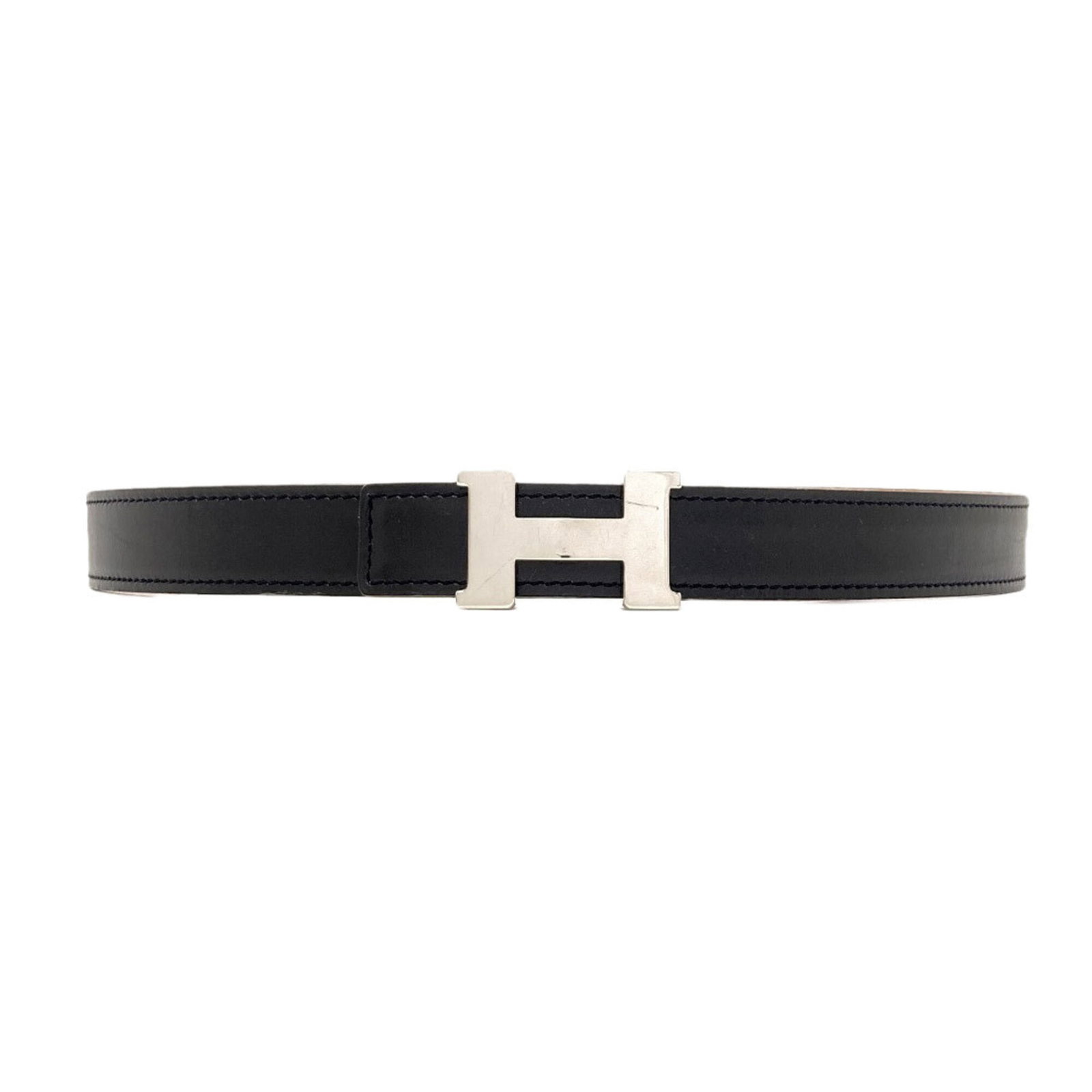 Hermes Standard Belt: Hermes Standard Belt Standard belt from renowned luxury brand Hermes, crafted from high-quality leather and available in black and brown colors. Measuring 69cm-75cm in length, this classic accessory