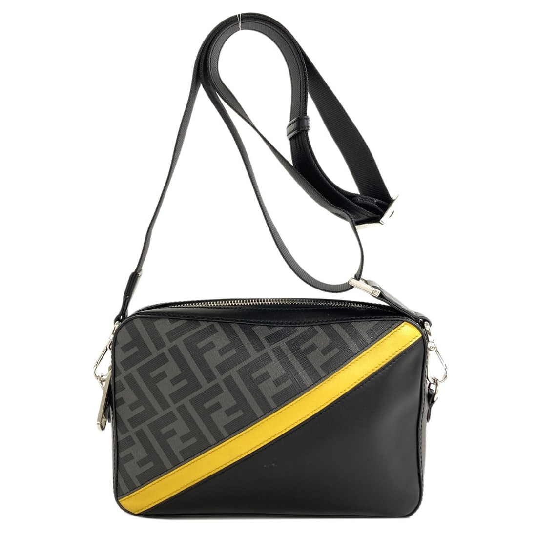 Pvc Leather Fendi Diagonal Camera Bag Shoulder Case: Pvc Leather Fendi Diagonal Camera Bag Shoulder Case Black Fendi leather diagonal camera bag shoulder case. This stylish bag features a distinctive diagonal design and is made from high-quality