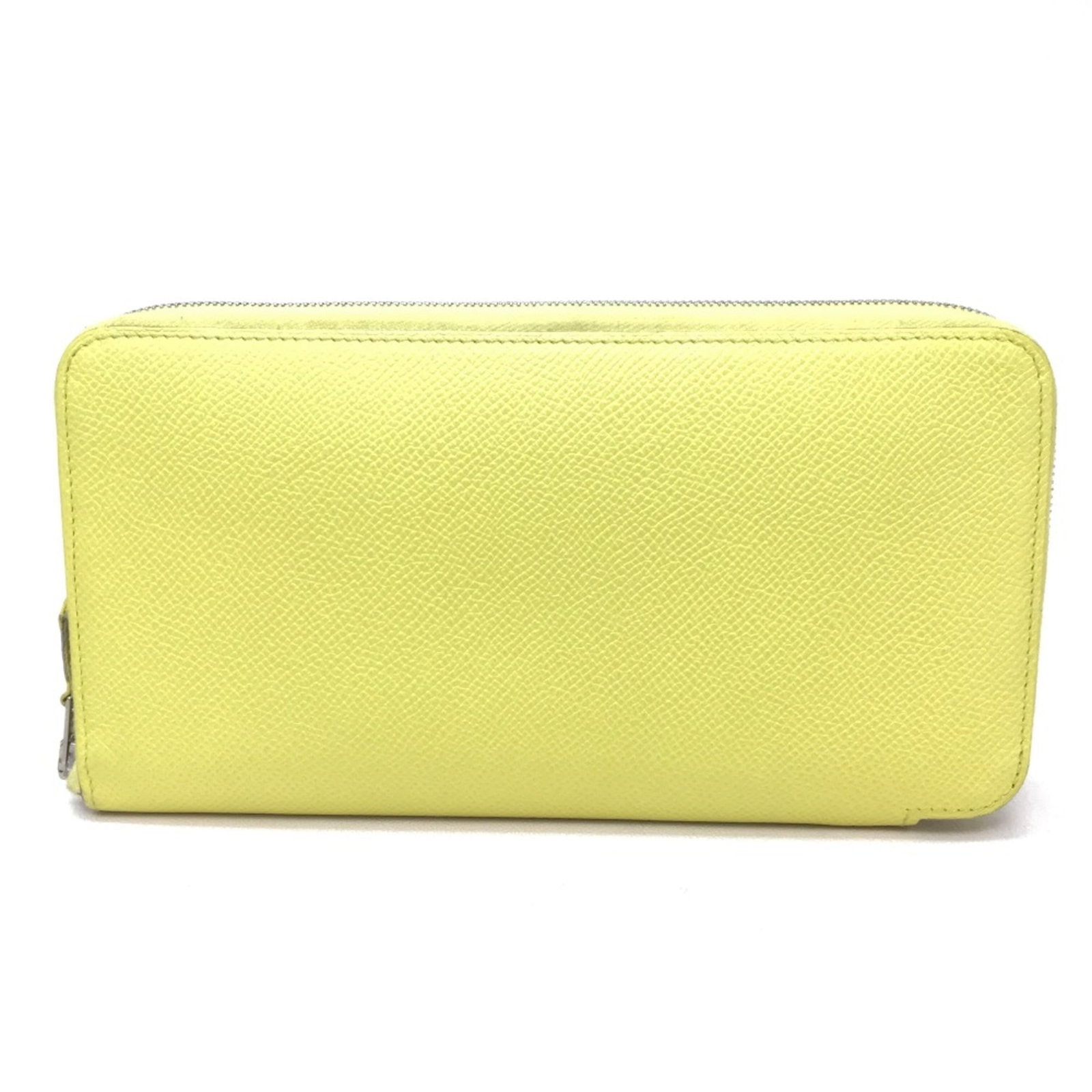 Leather wallet bi fold Hermes: Leather wallet bi fold Hermes Yellow leather bi-fold wallet from Hermes, measuring 19.5cm x 10.5cm and 7.7cm x 4.1cm. This long wallet features high-quality leather construction and a classic design.