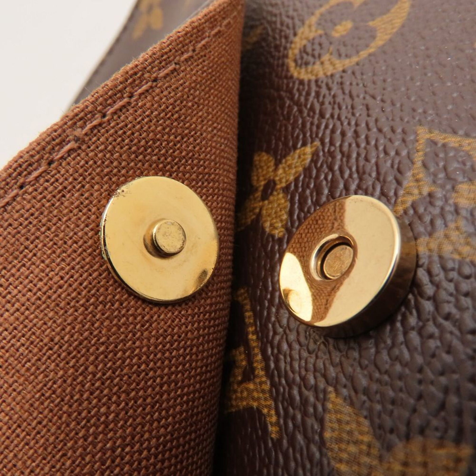 Louis Vuitton Monogram Handbag - 13