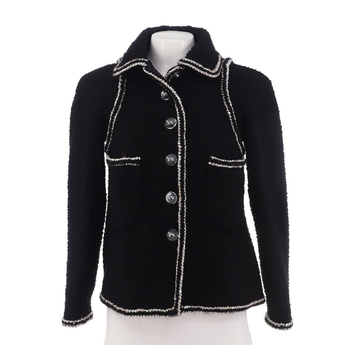 Chanel Women's Two Pocket Trim Detail Collared Button Up Jacket Tweed: Chanel Women's Two Pocket Trim Detail Collared Button Up Jacket Tweed Chanel's Two Pocket Trim Detail Collared Button Up Jacket Tweed boasts a timeless tweed exterior with a touch of luxury,
