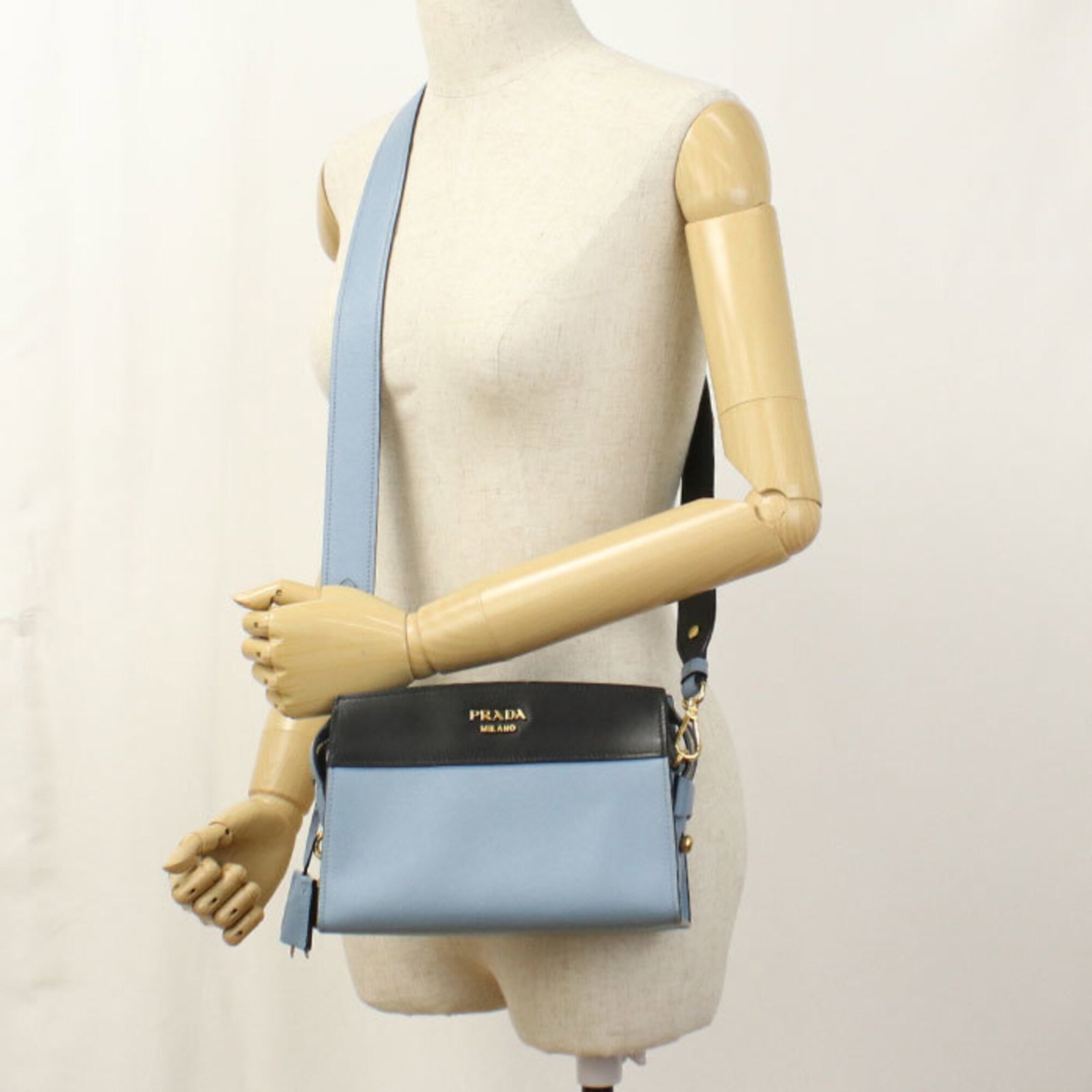 Shoulder Bag Leather Prada - 8